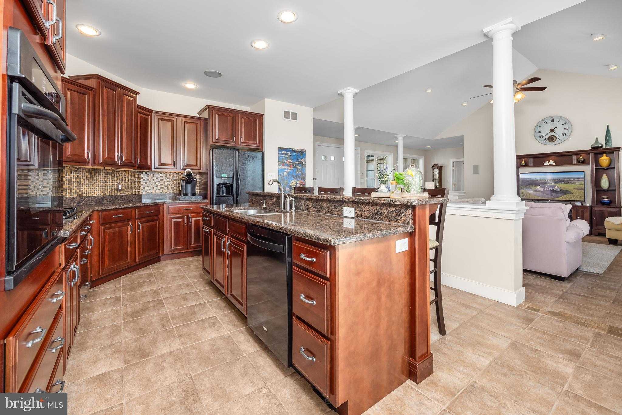 8419 Carpet Rd photo 12