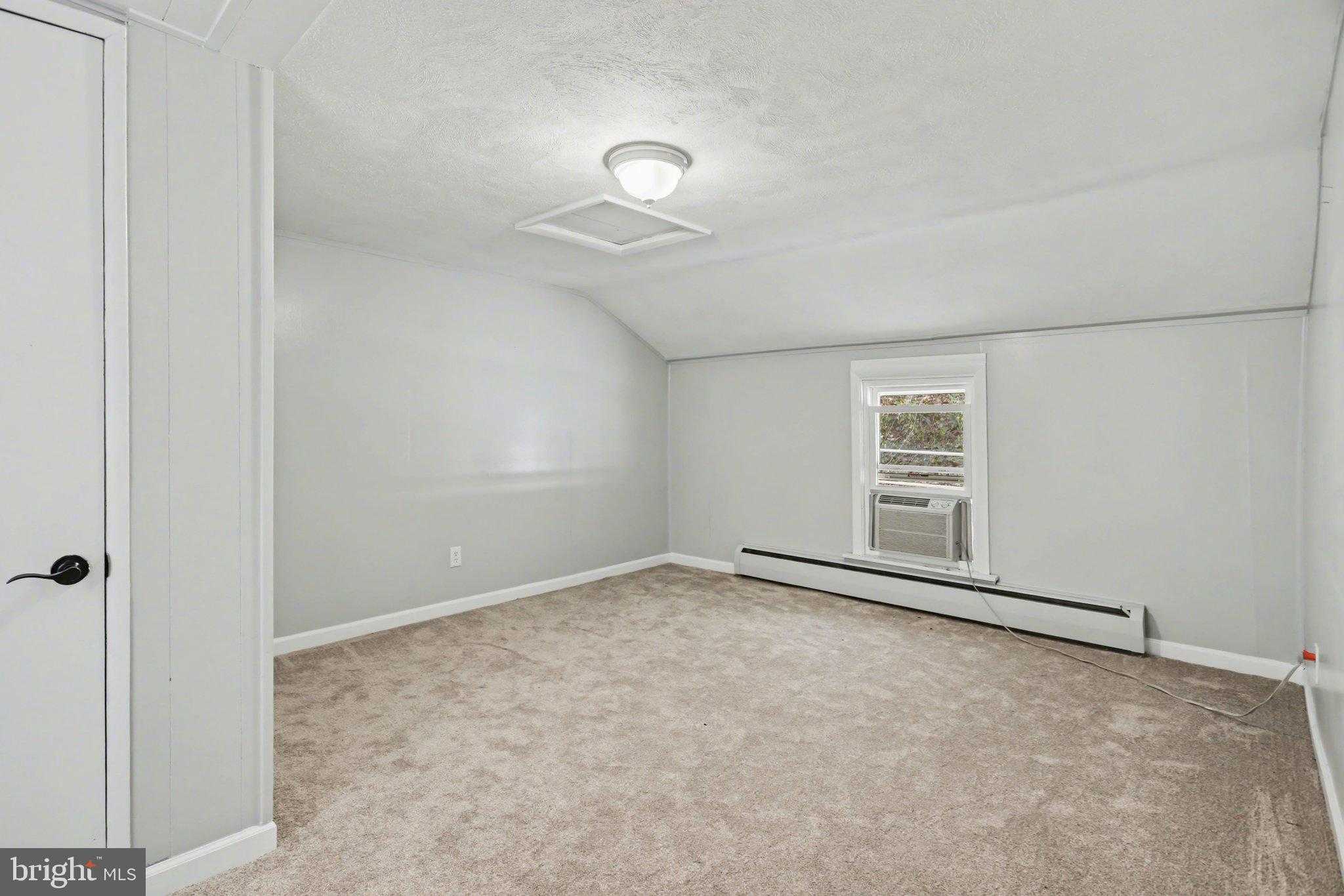 6381 Glatfelters Station Rd photo 18