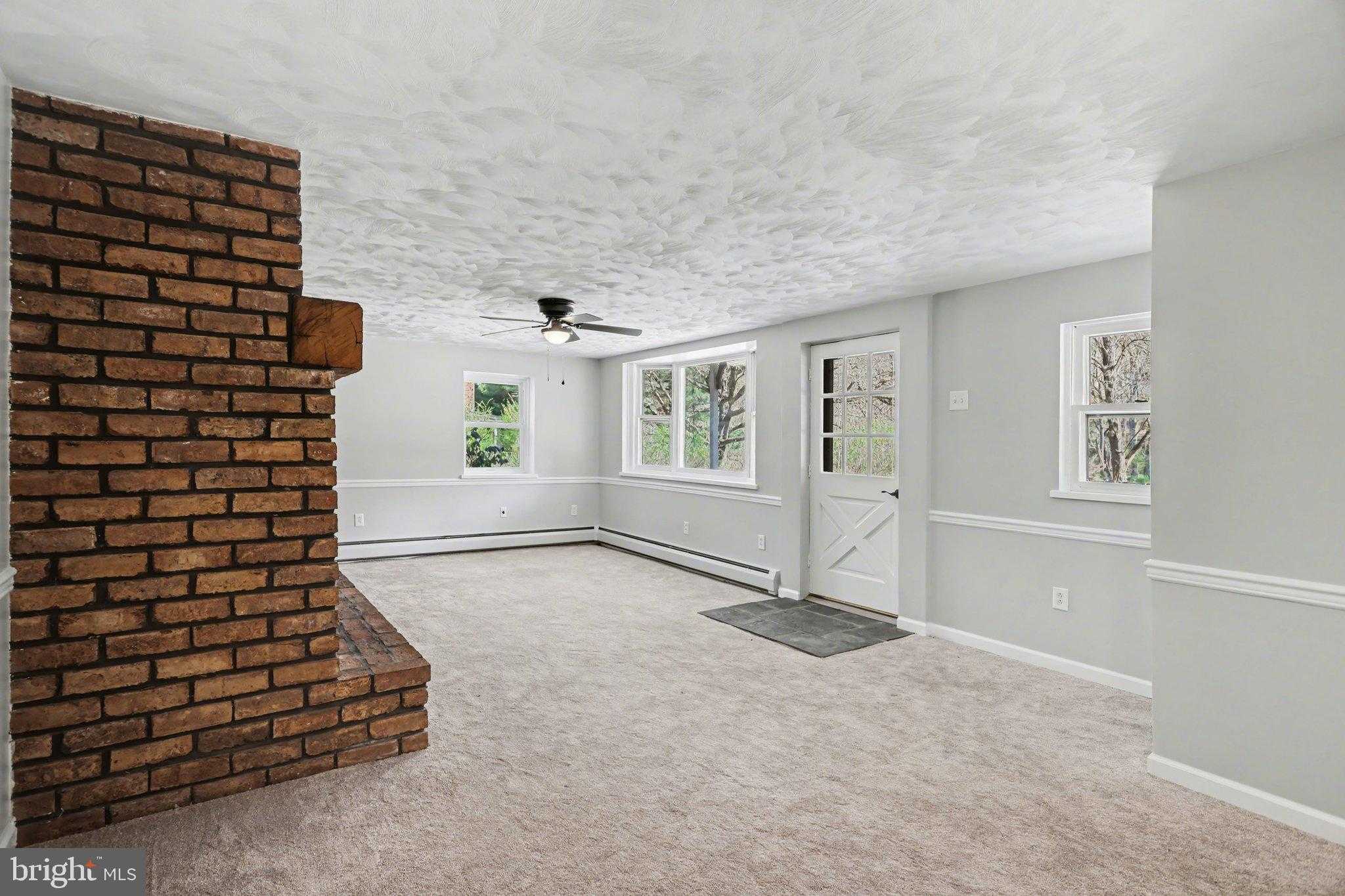 6381 Glatfelters Station Rd photo 7