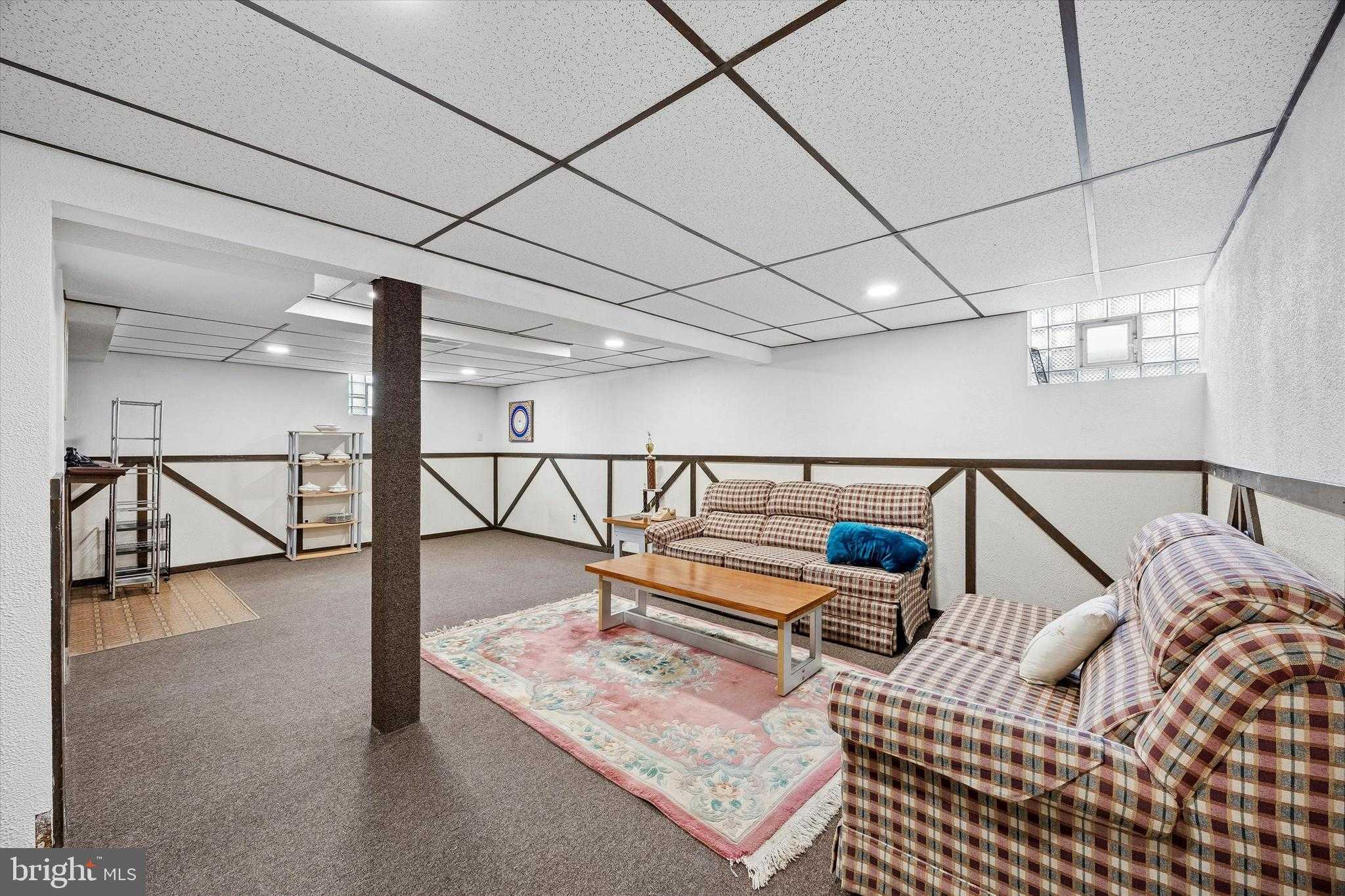 400 Woodhaven Pl photo 22