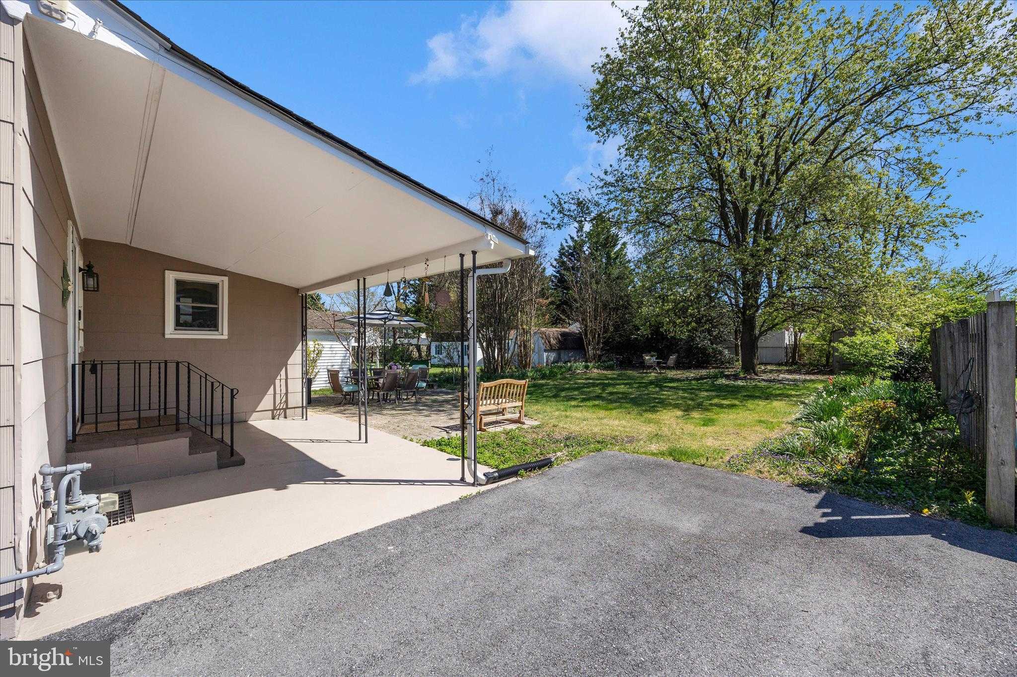 504 Valley St photo 41