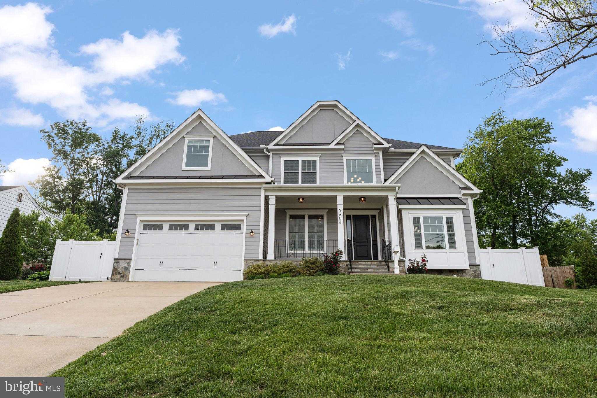 7606 Leonard Dr photo 3