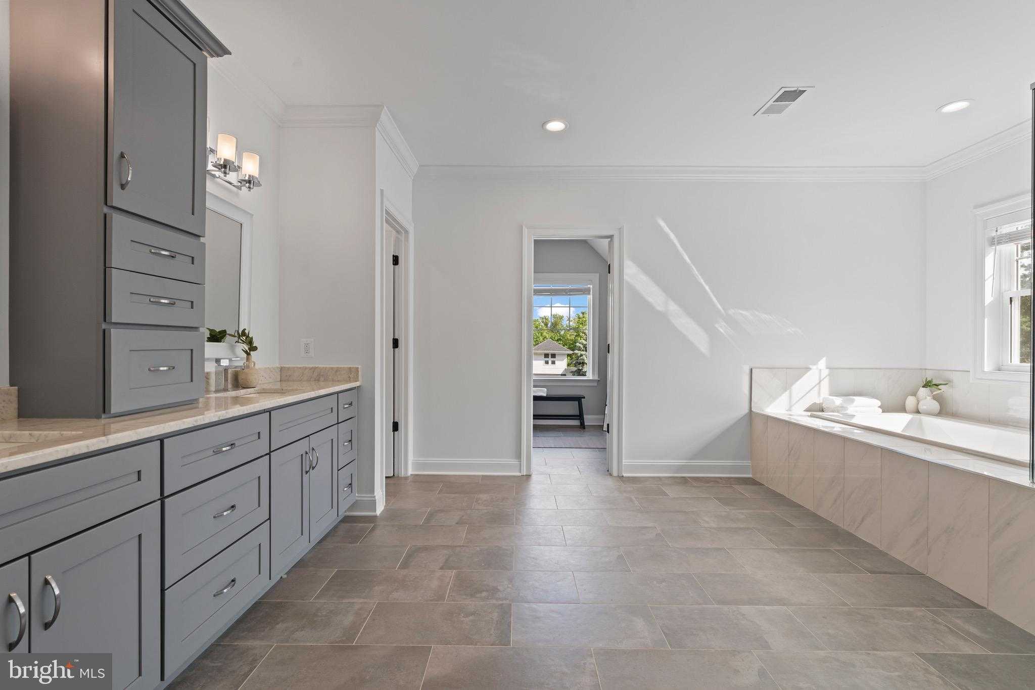 7606 Leonard Dr photo 31