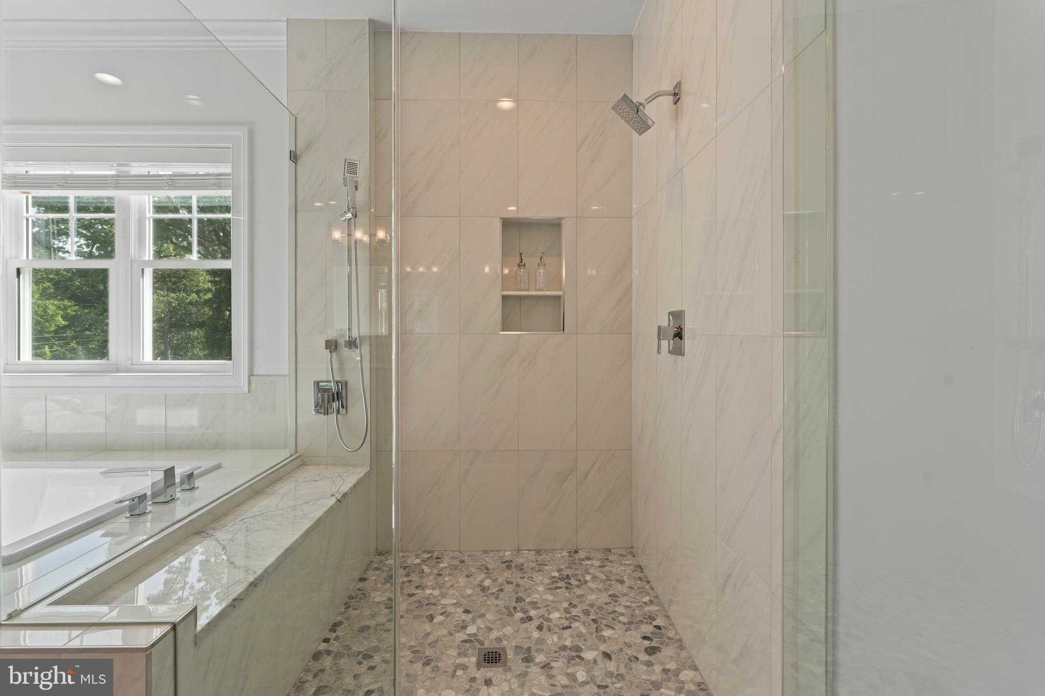 7606 Leonard Dr photo 35