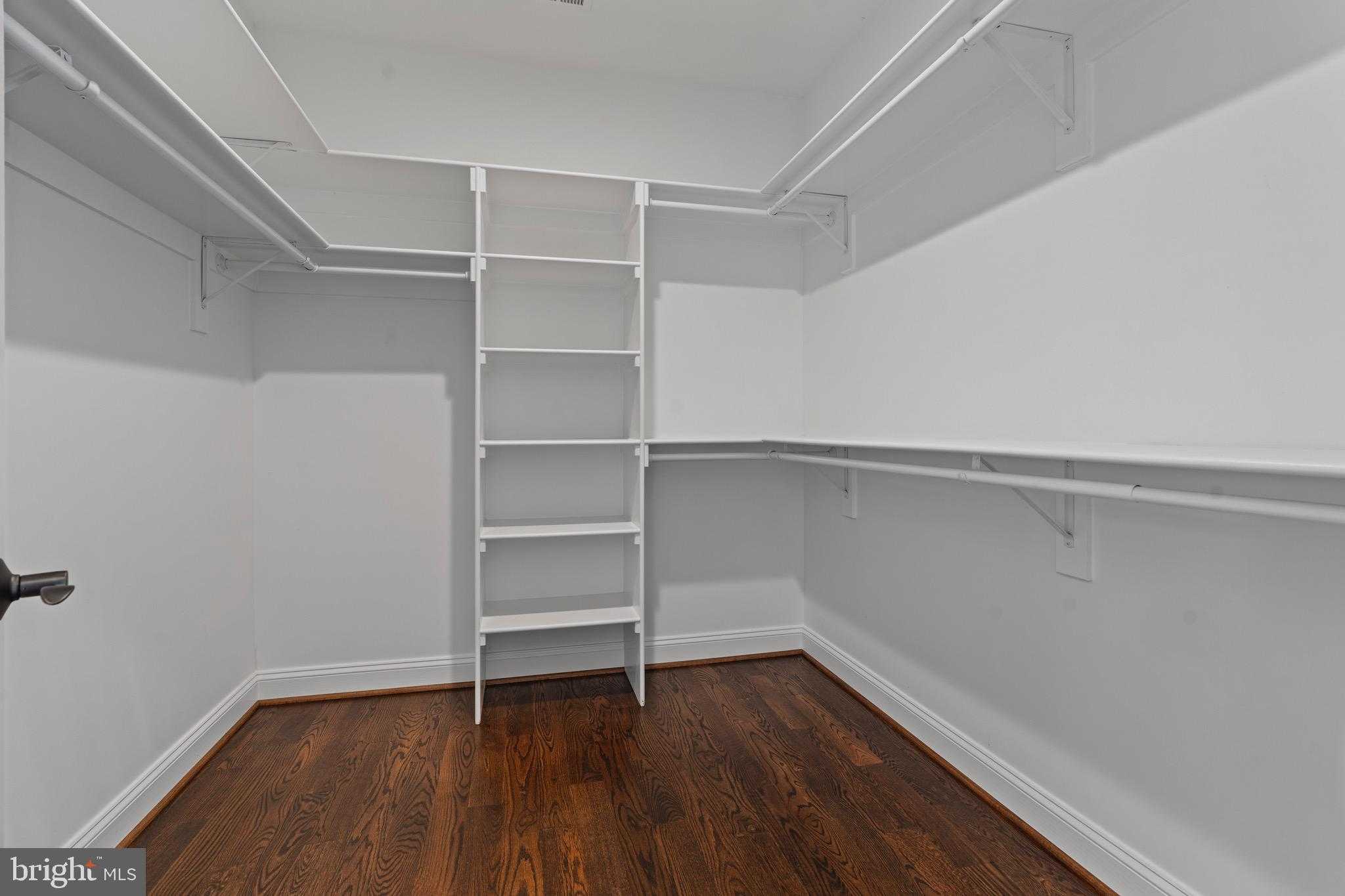 7606 Leonard Dr photo 37