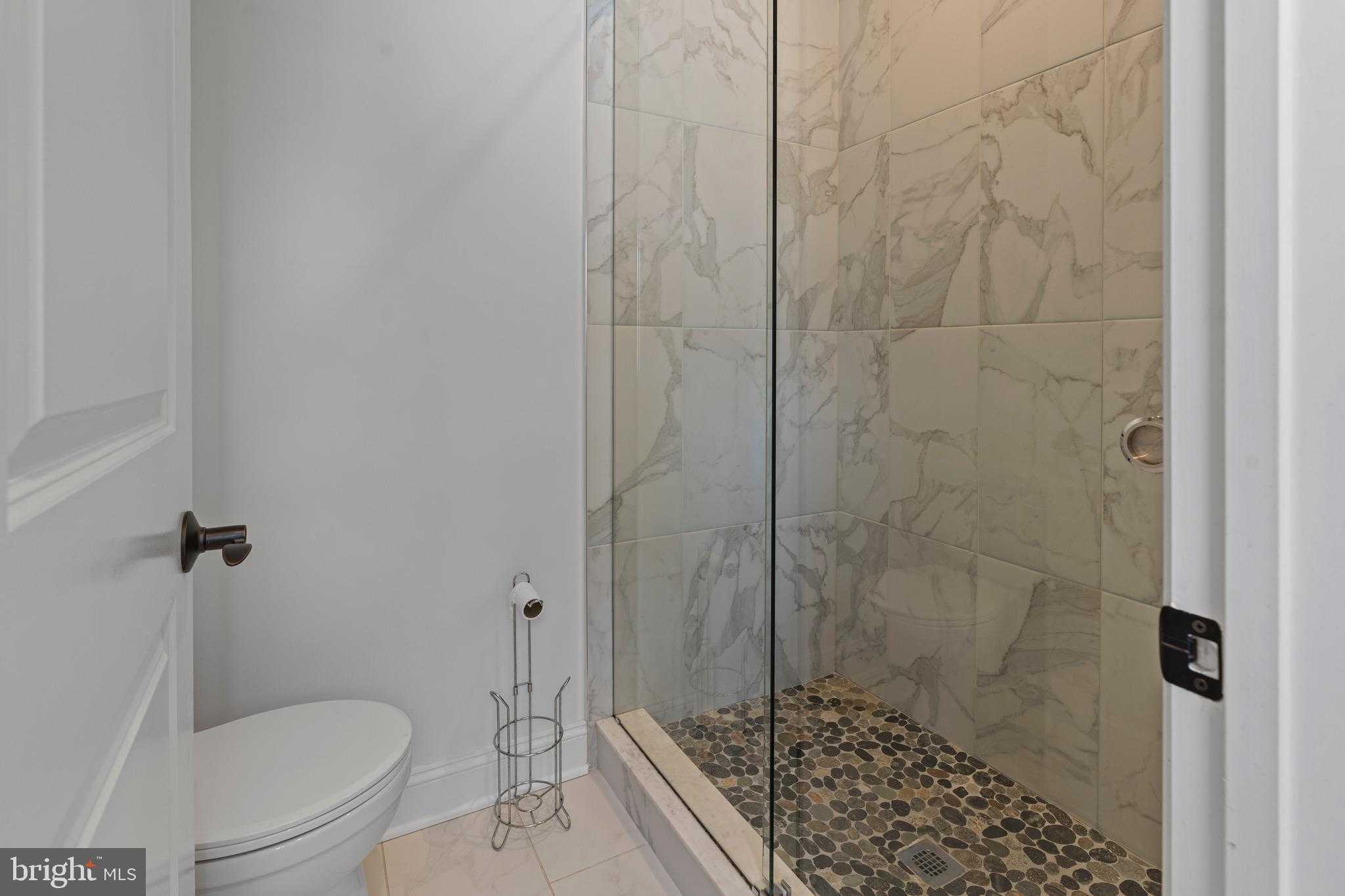 7606 Leonard Dr photo 43