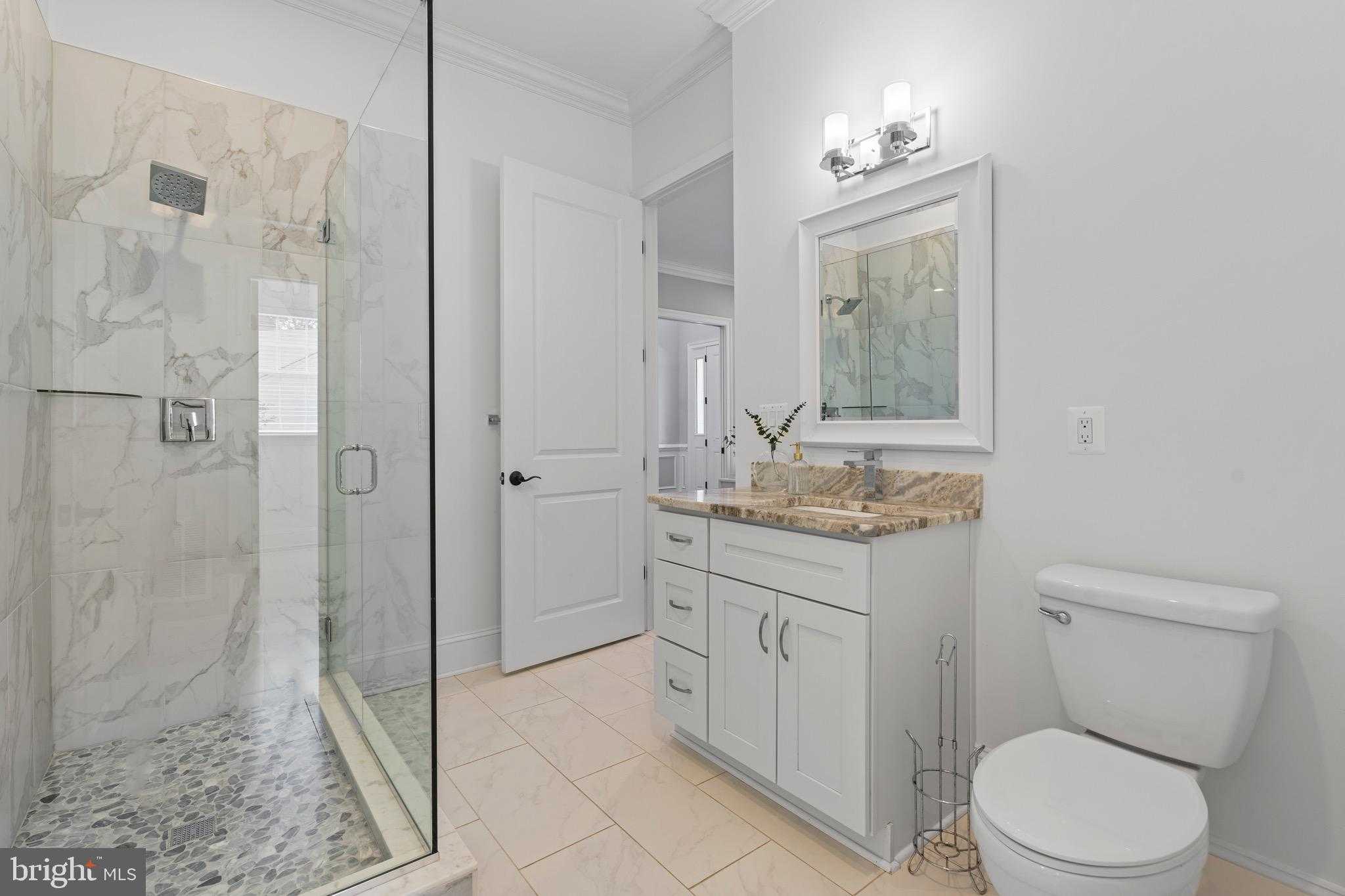 7606 Leonard Dr photo 8