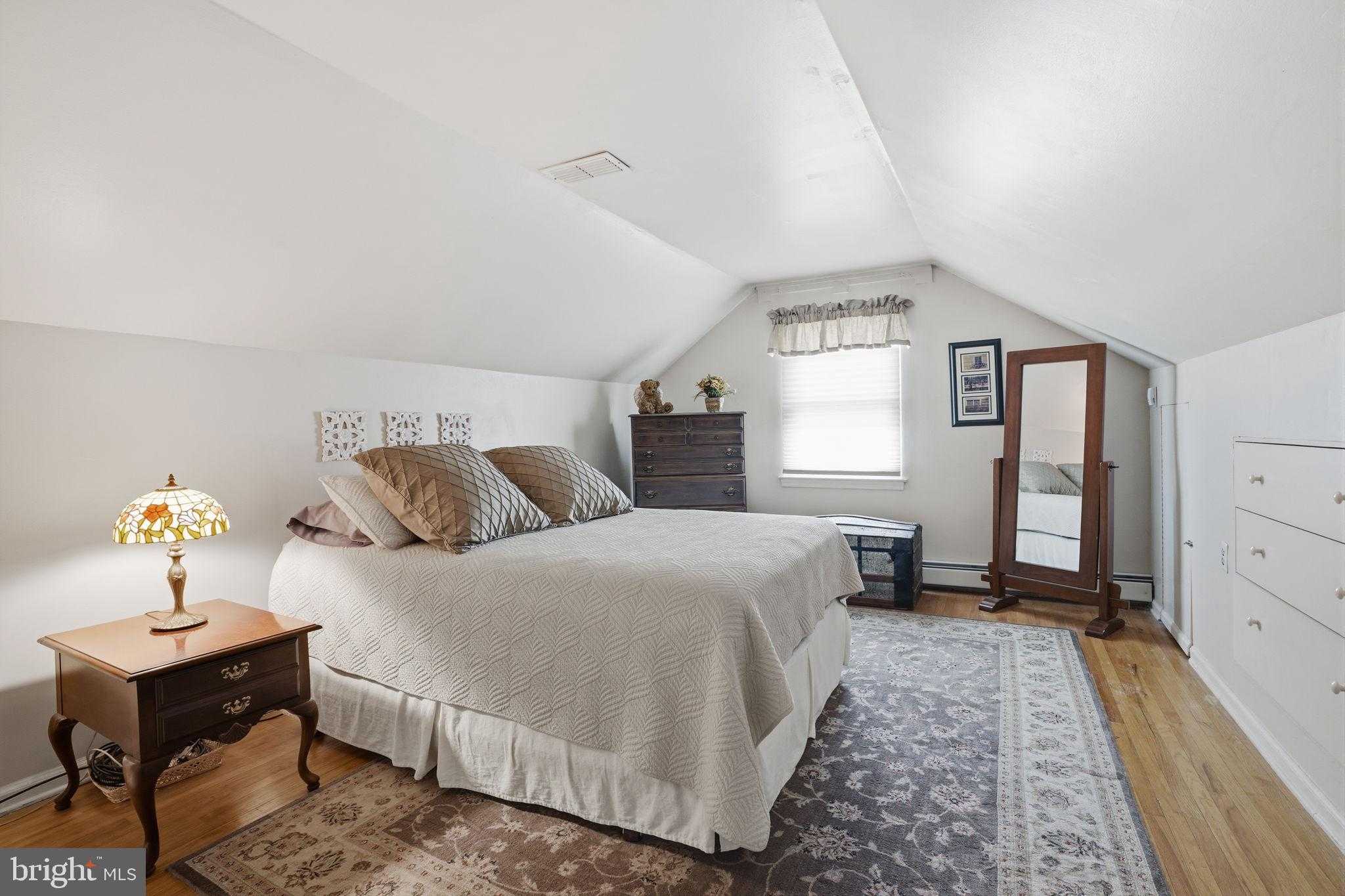 1240 Almshouse Rd photo 30