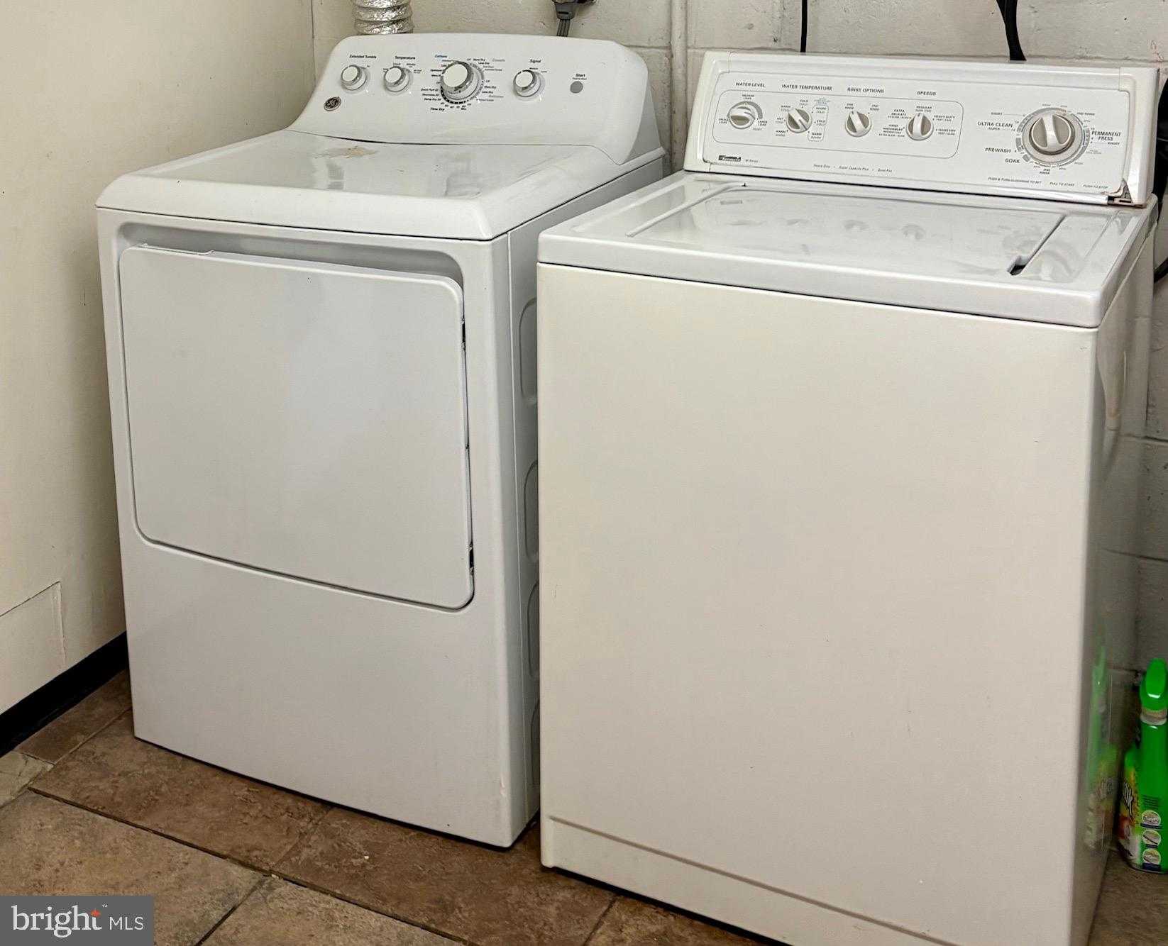 4121 5th St photo 19