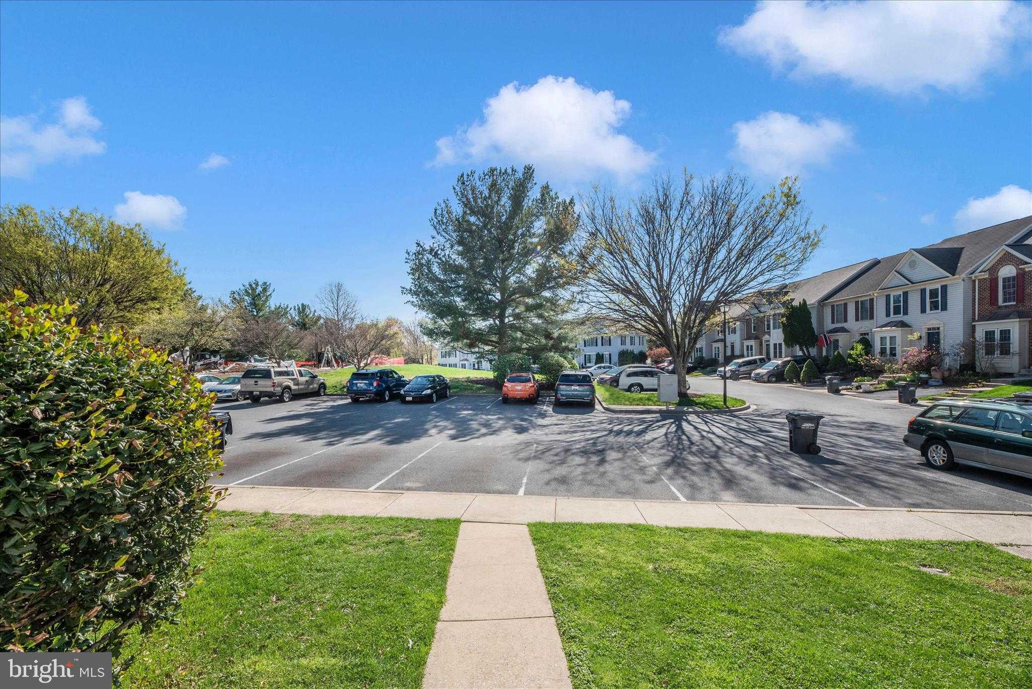 6630 Commodore CT photo 49