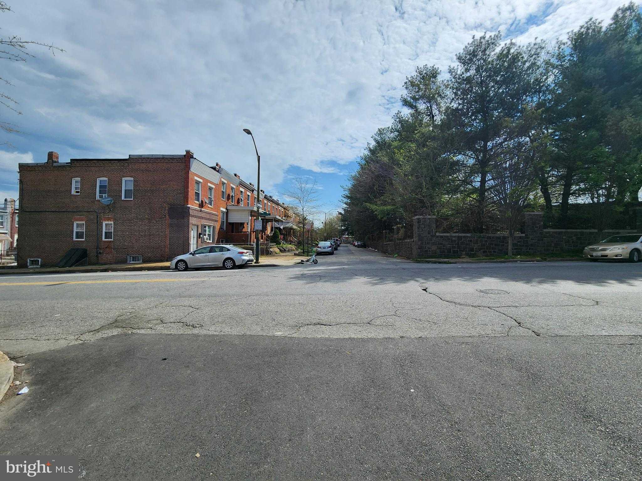 3532 Esther Pl photo 6