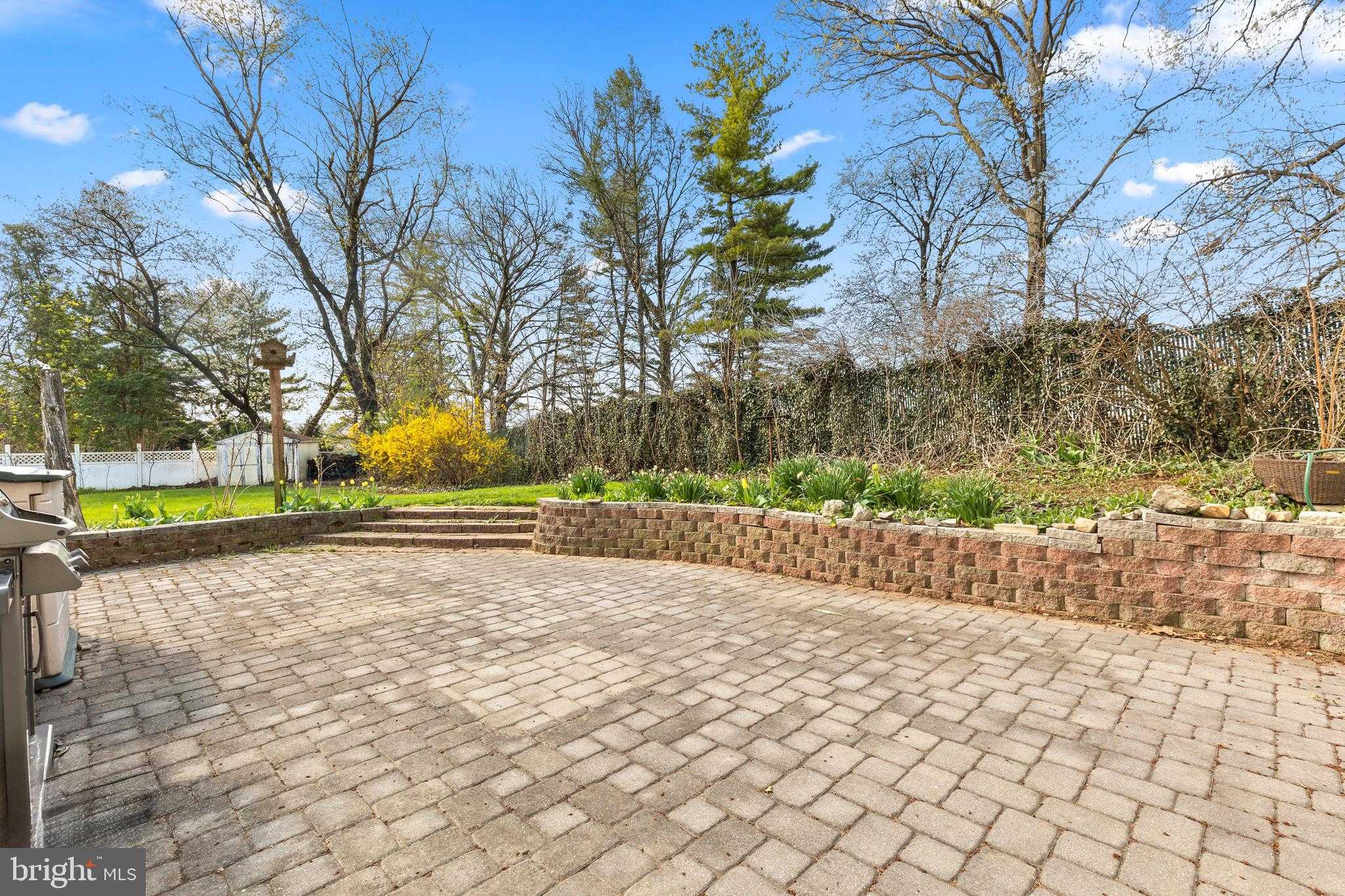 188 Hillcrest Rd photo 33