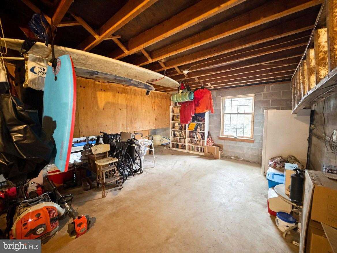 1258 Jaine Ln photo 23