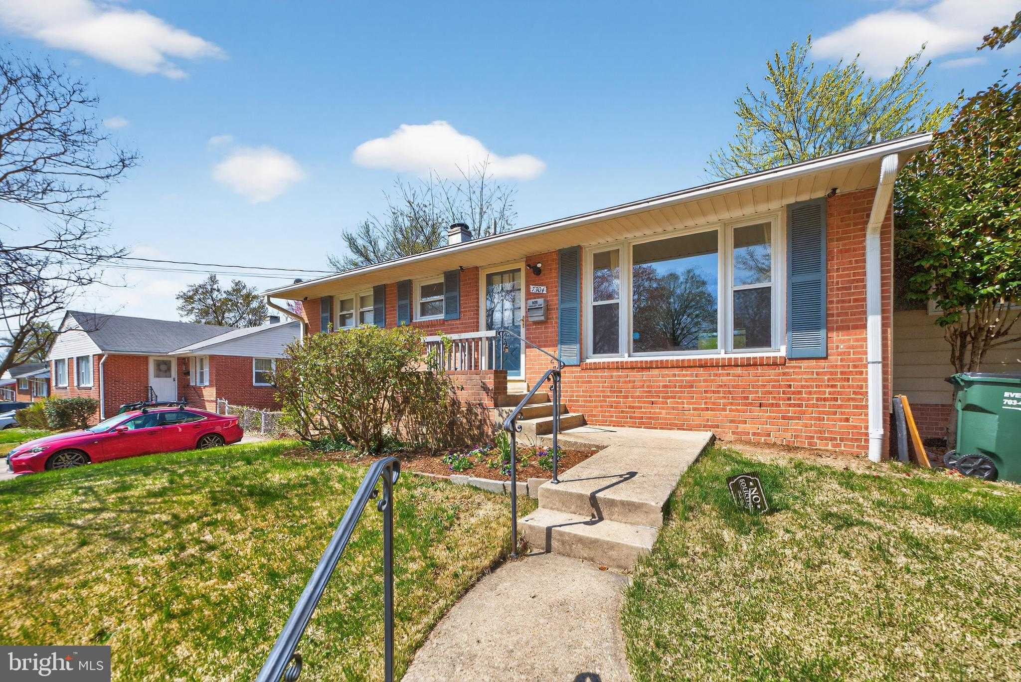 7304 Fairchild Dr photo 4