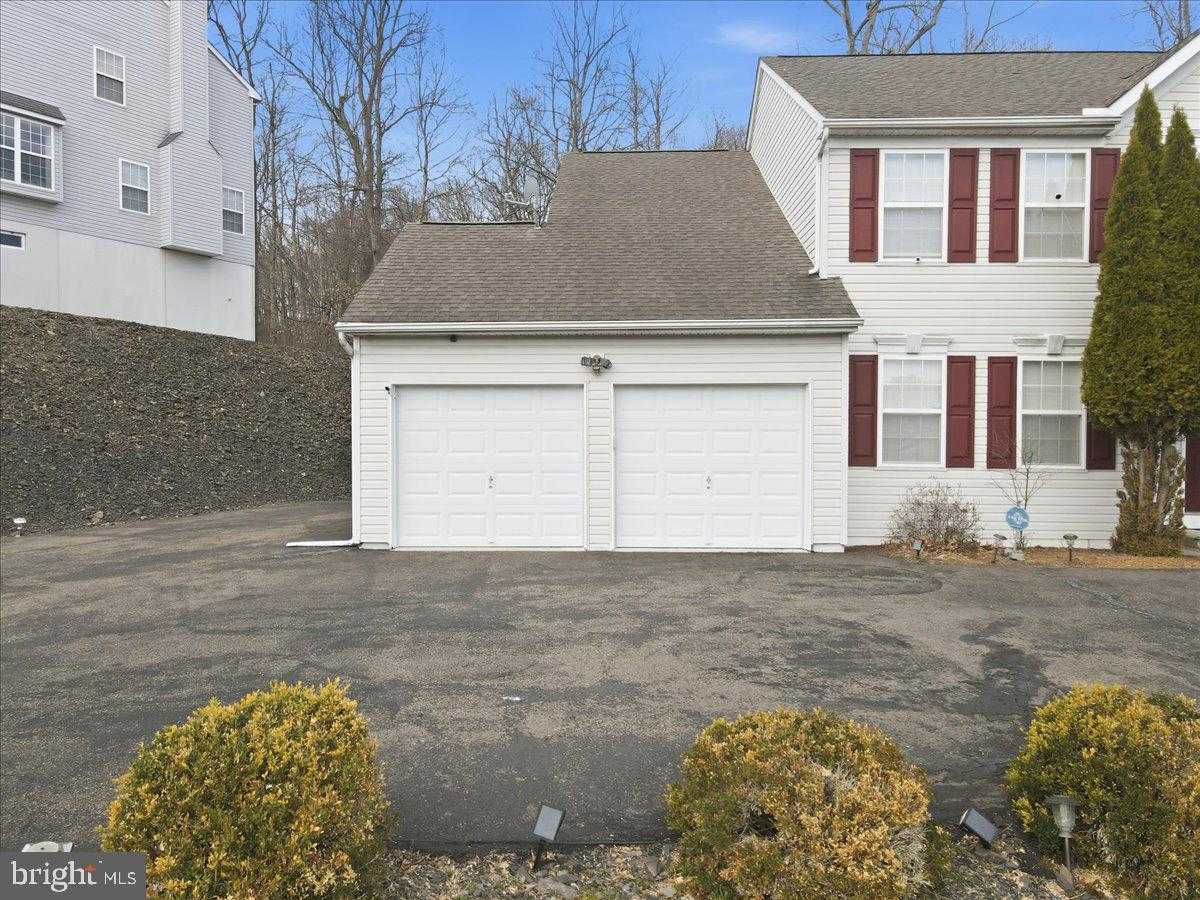 706 Franklin CT photo 82