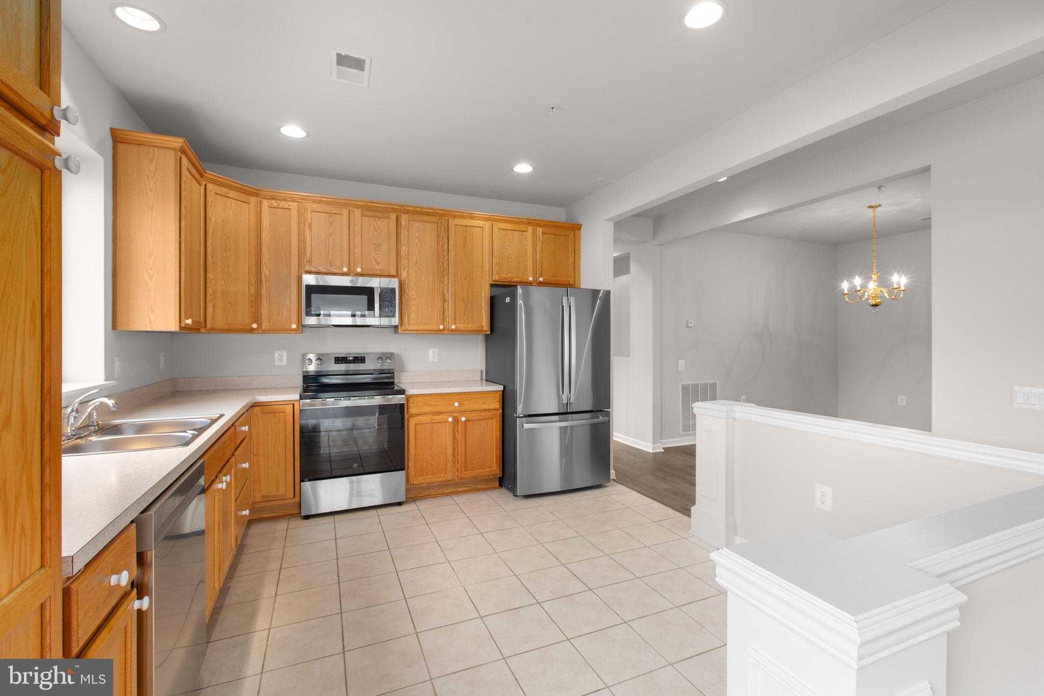 40 Legend Dr photo 7