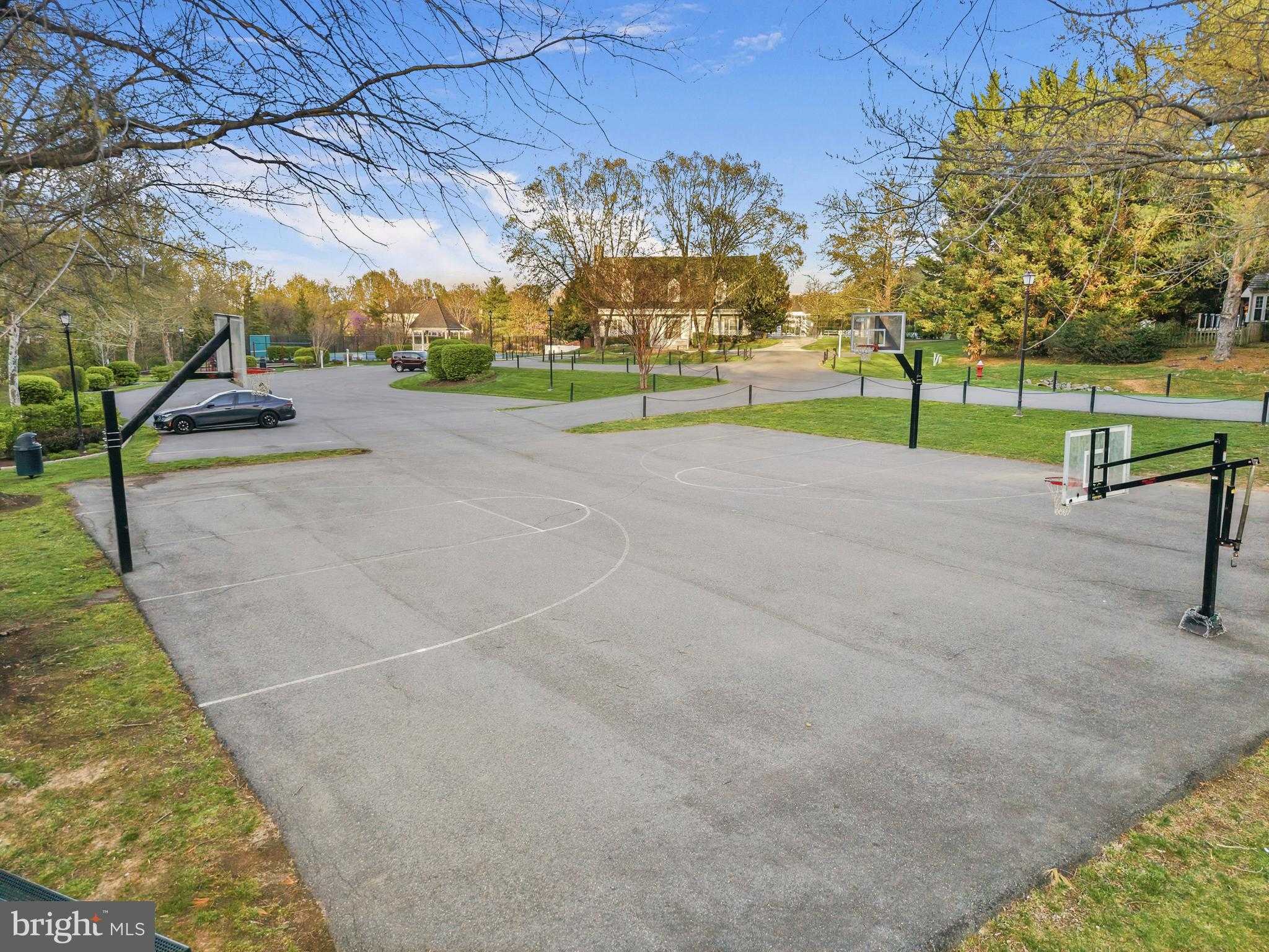 601 Jacob CT SW photo 64