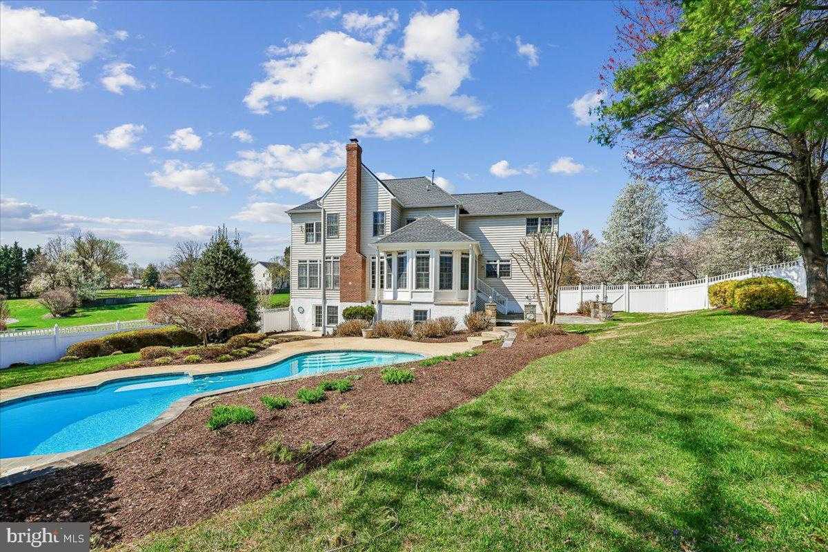 15200 Country Glen CT photo 77