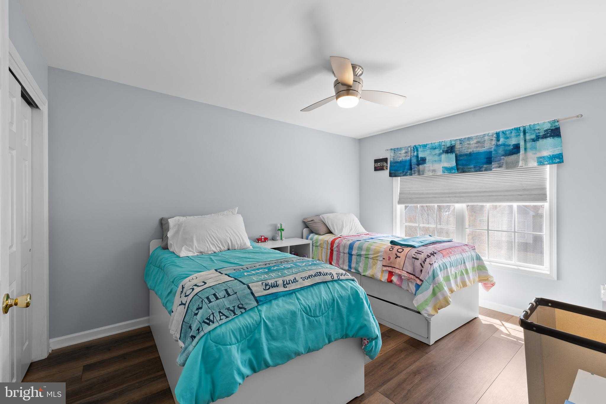 641 Onward Ave photo 24