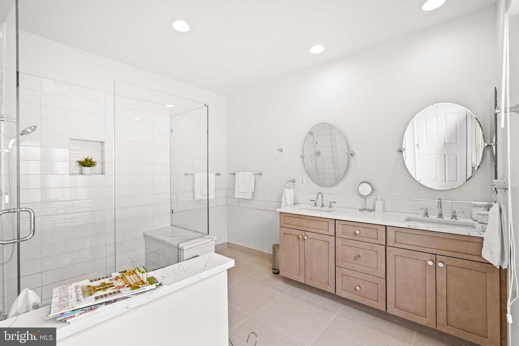 808 Oak Knoll Ter photo 25