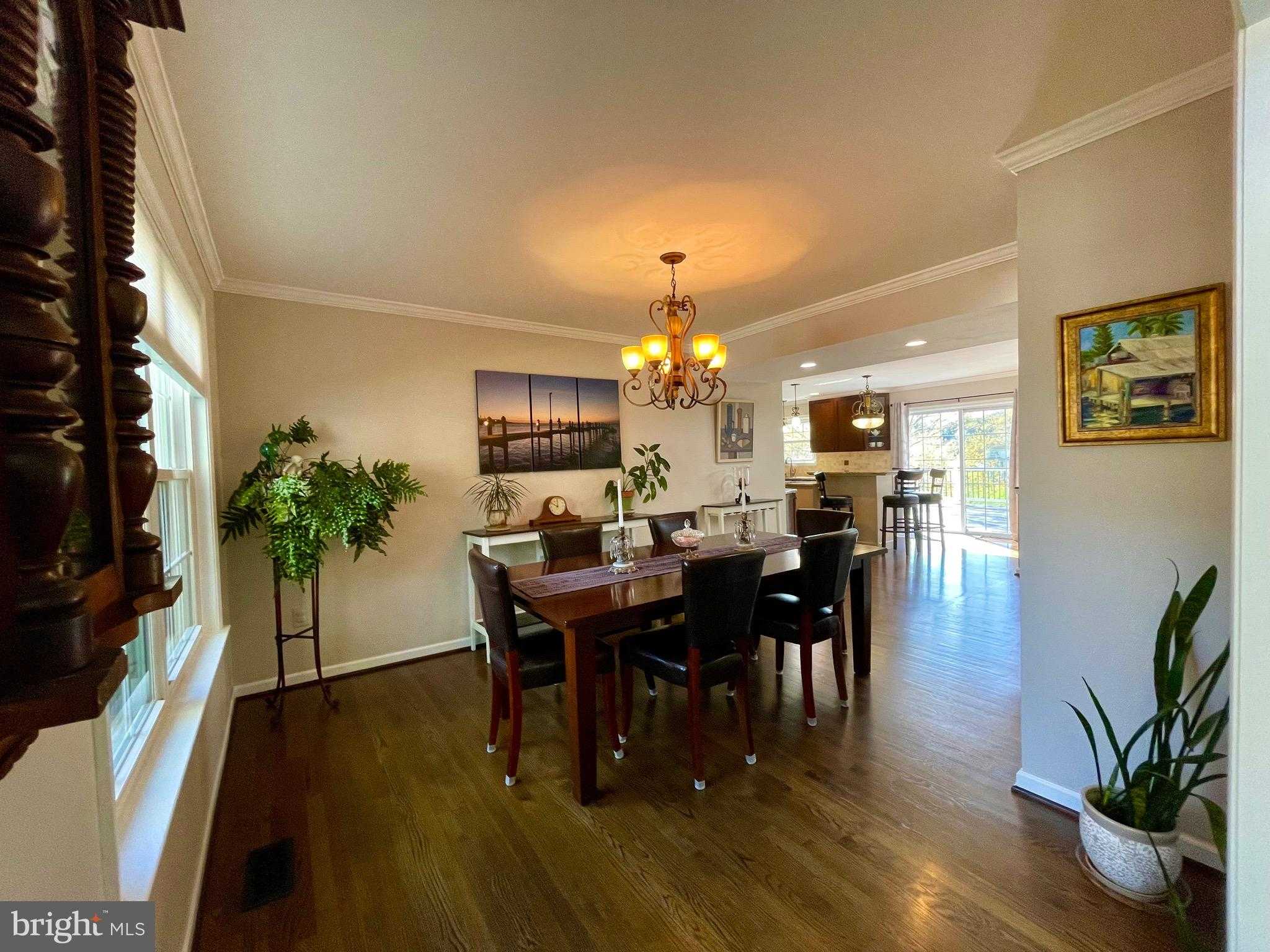 6110 Fieldcrest Dr photo 9