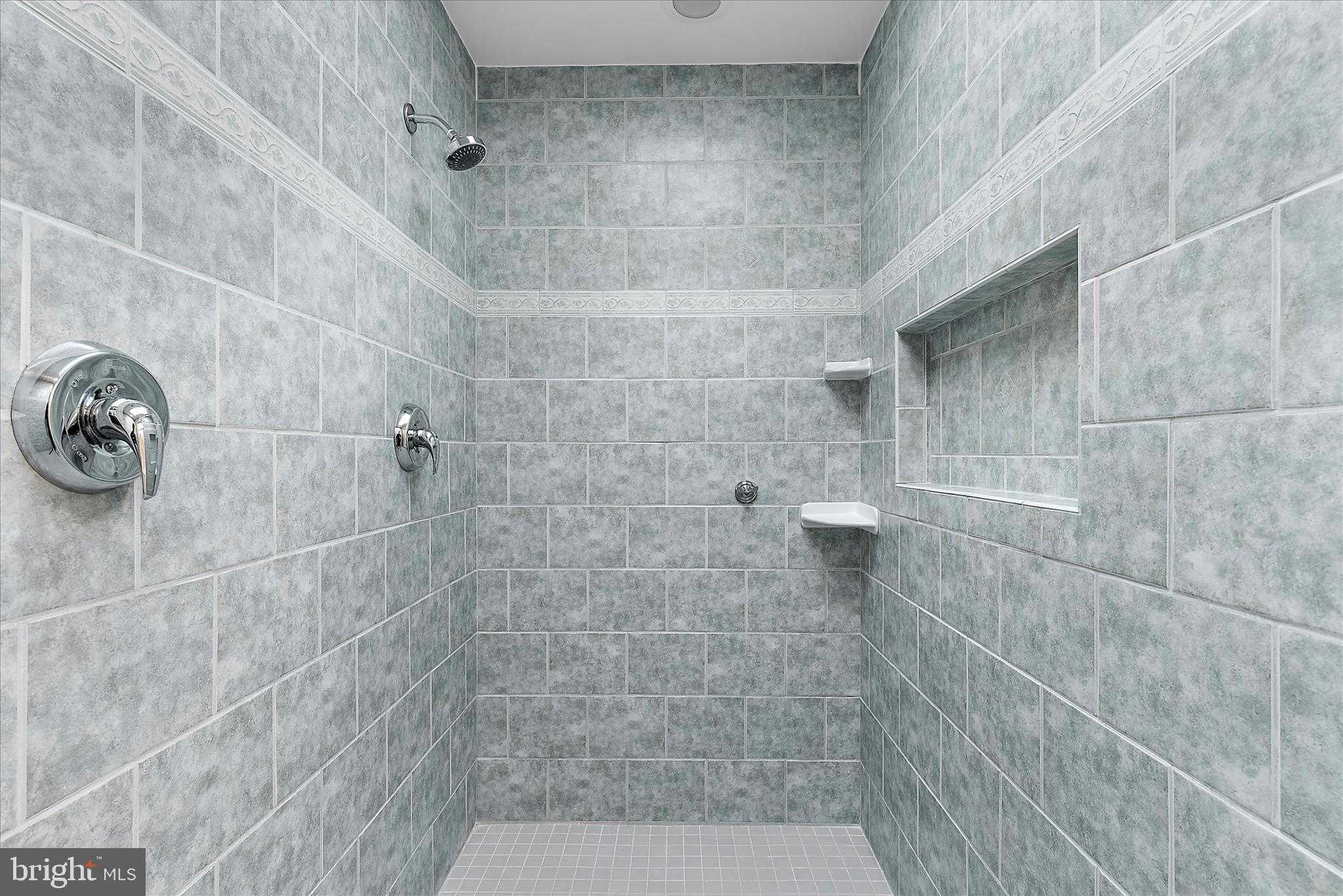 4717 Edgefield Rd photo 34