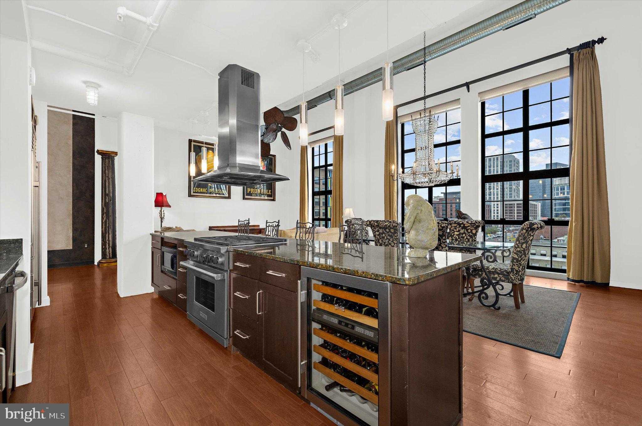 1220 Bank St Apt 409 photo 15