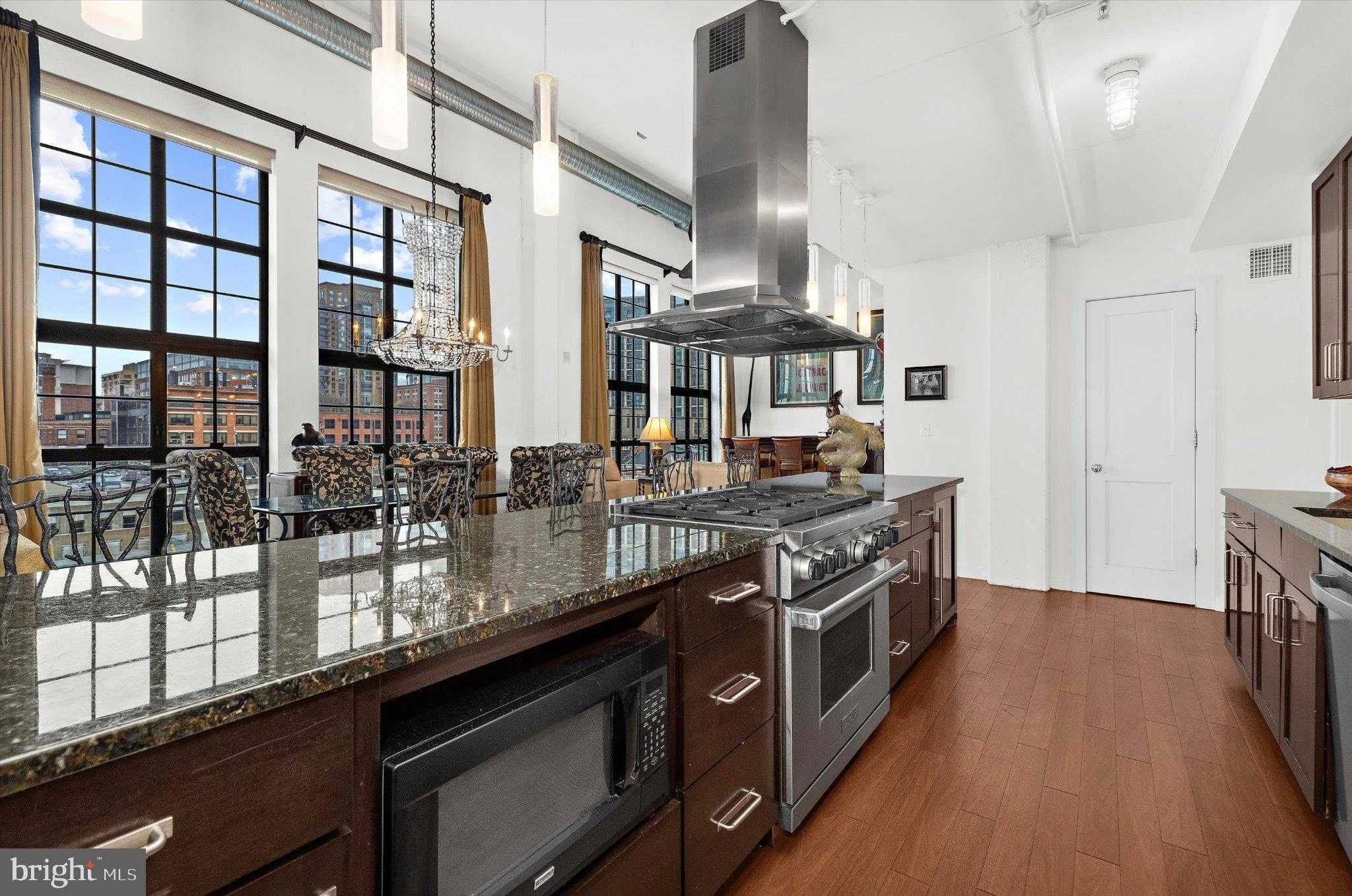 1220 Bank St Apt 409 photo 16