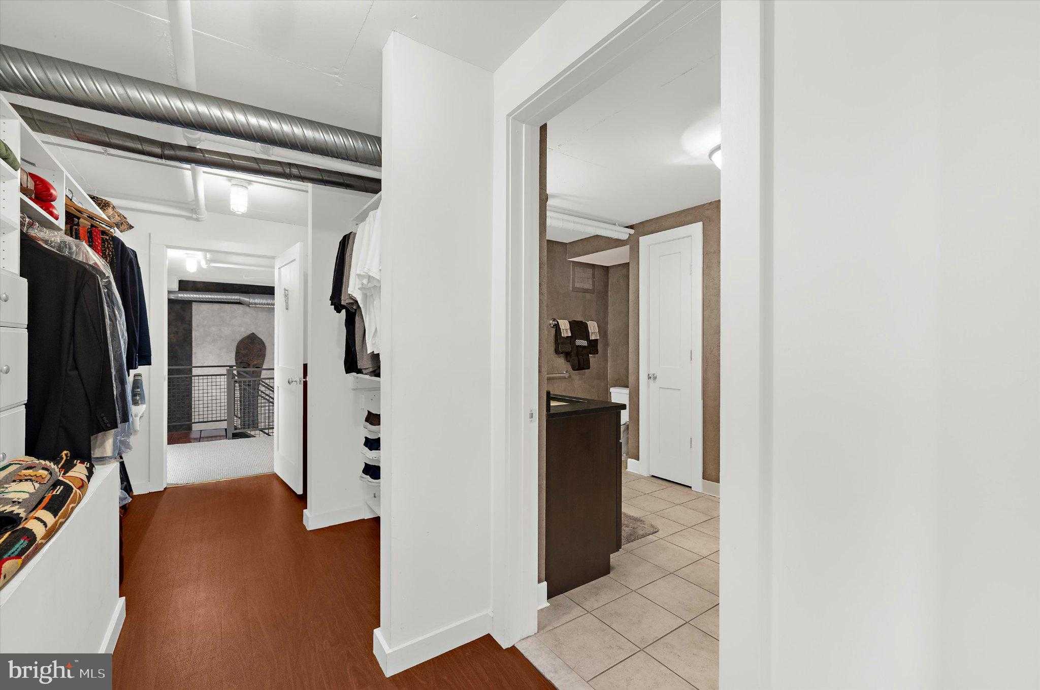 1220 Bank St Apt 409 photo 38