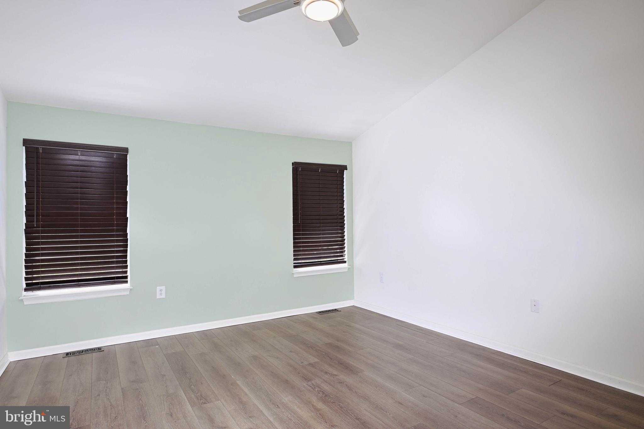 14647 Seasons Dr photo 13