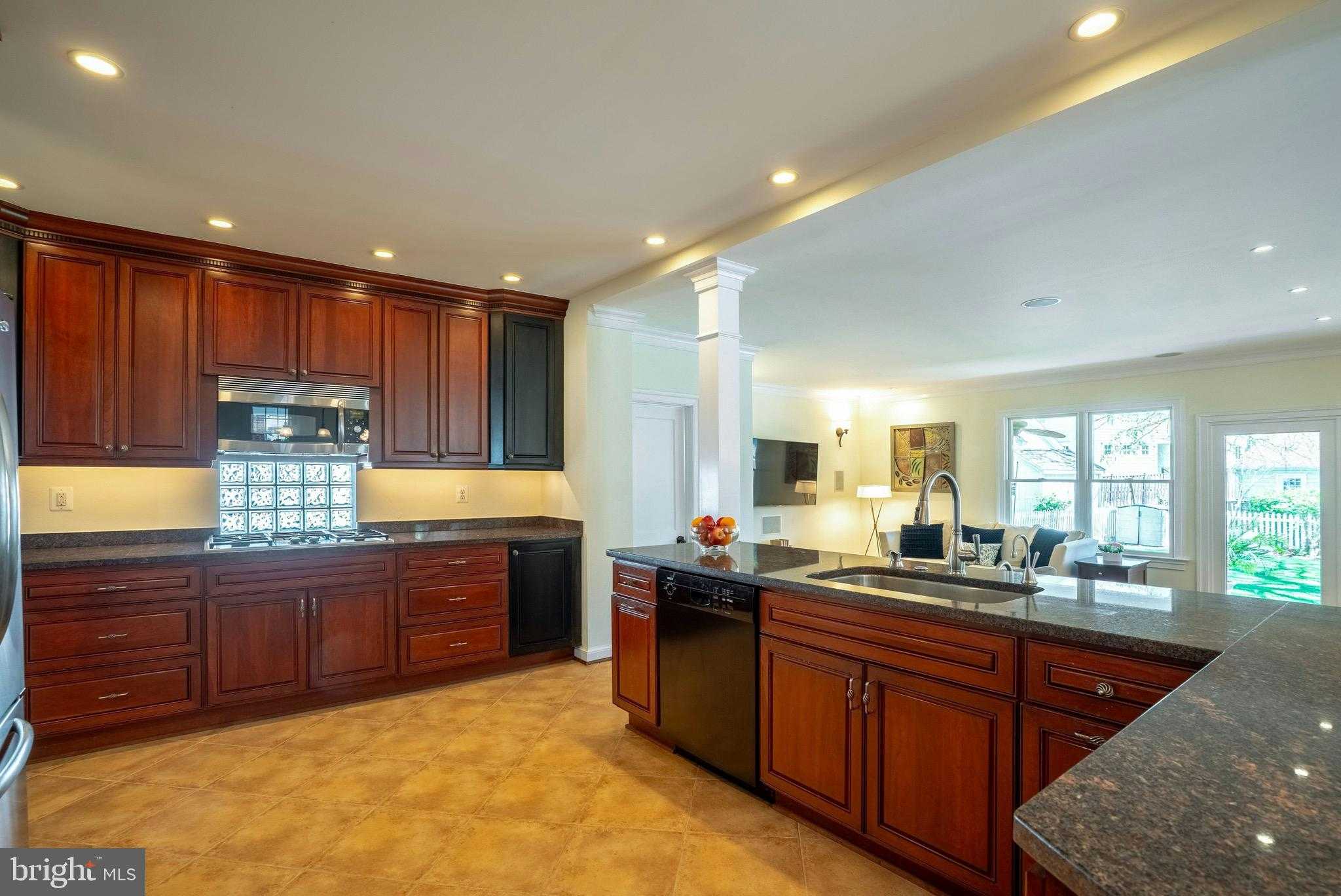 4648 24th St N photo 36