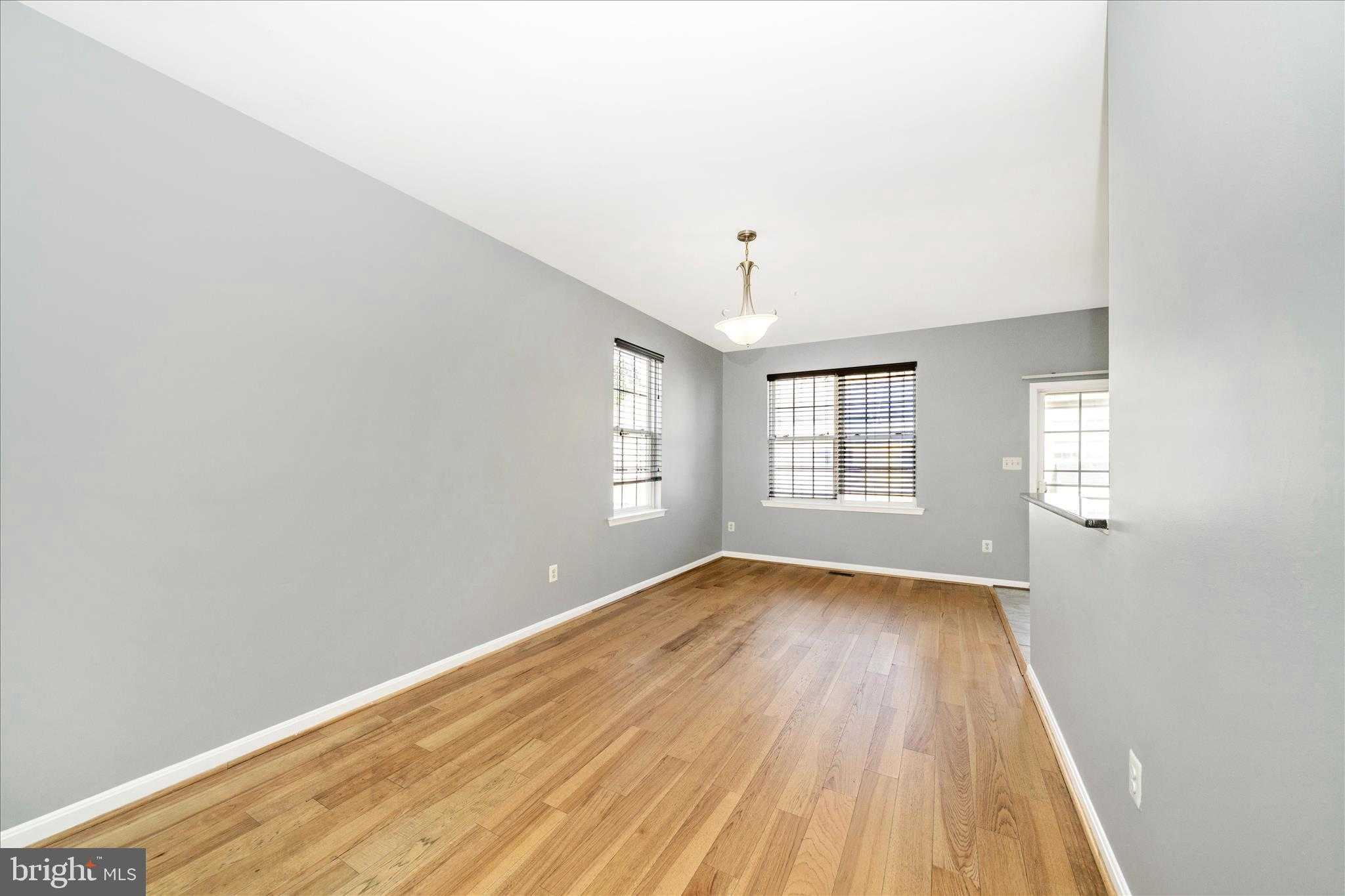 8212 Brooktree St photo 18