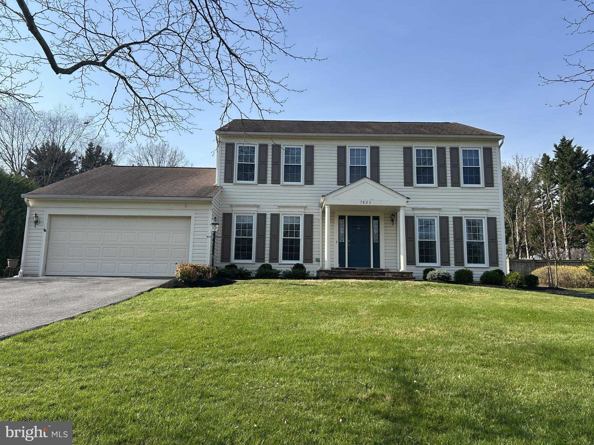 7823 Rockburn Dr, Ellicott City