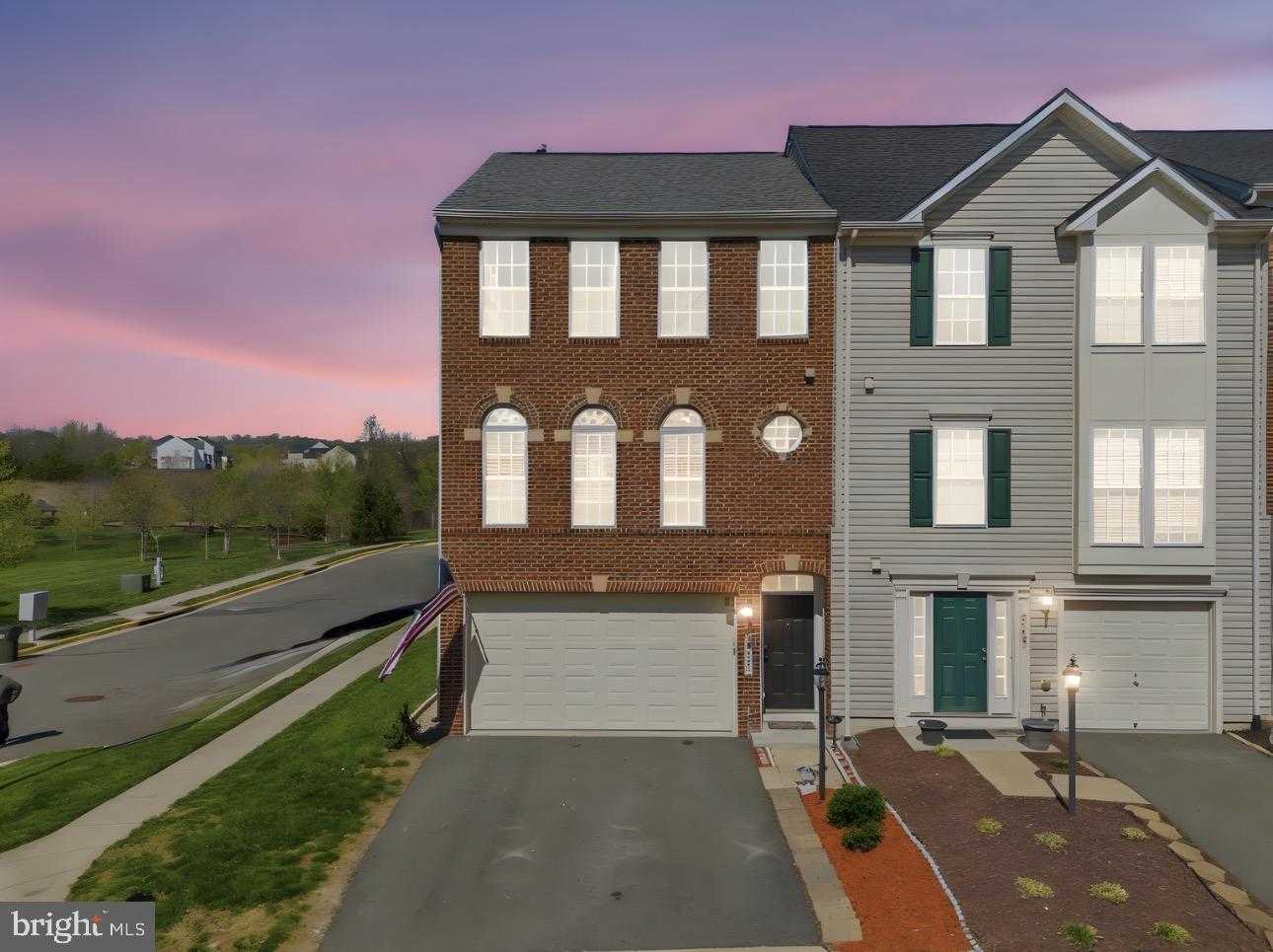 25409 Lisa Ter photo 2