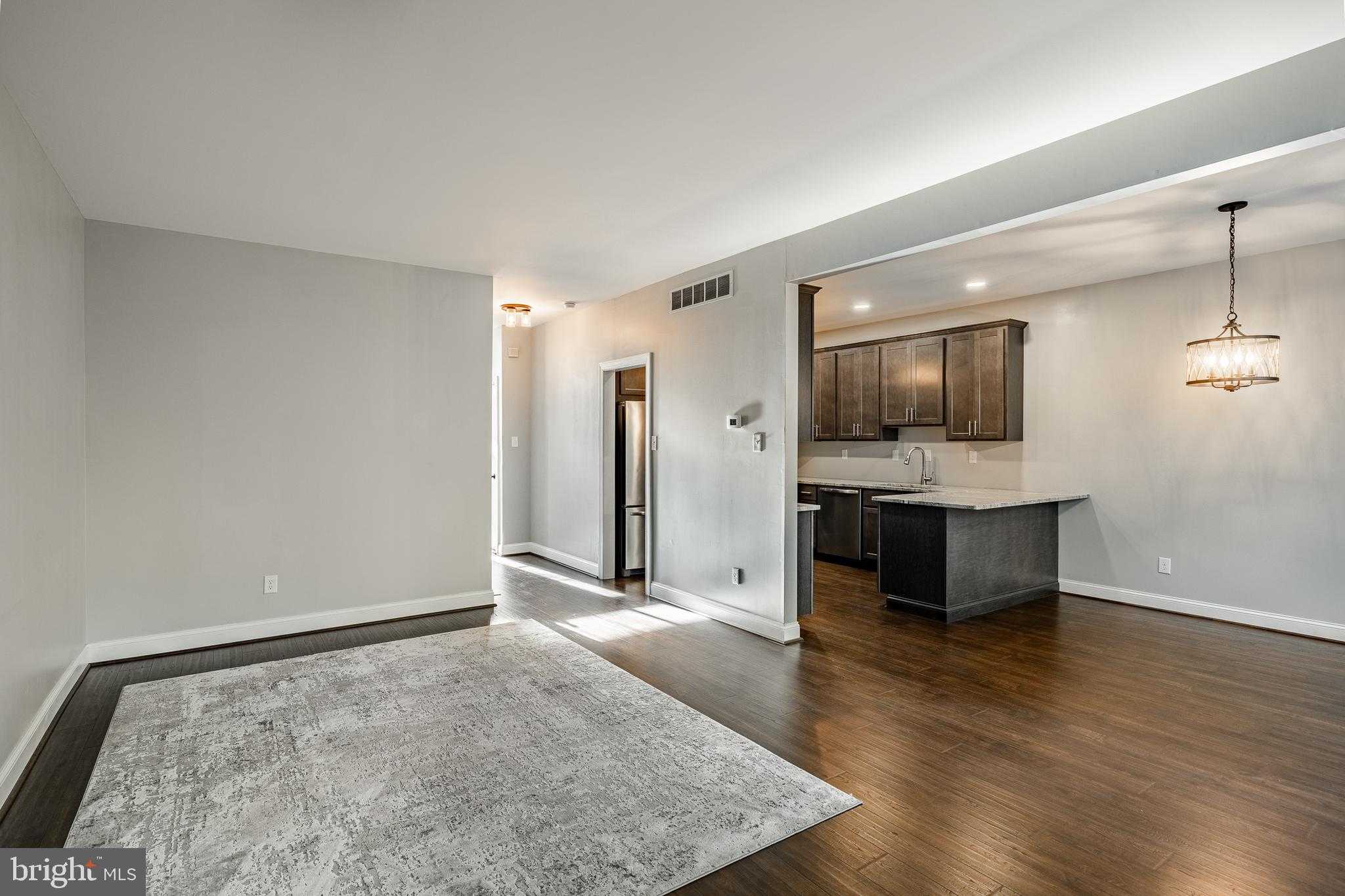 112 Federal Walk photo 13