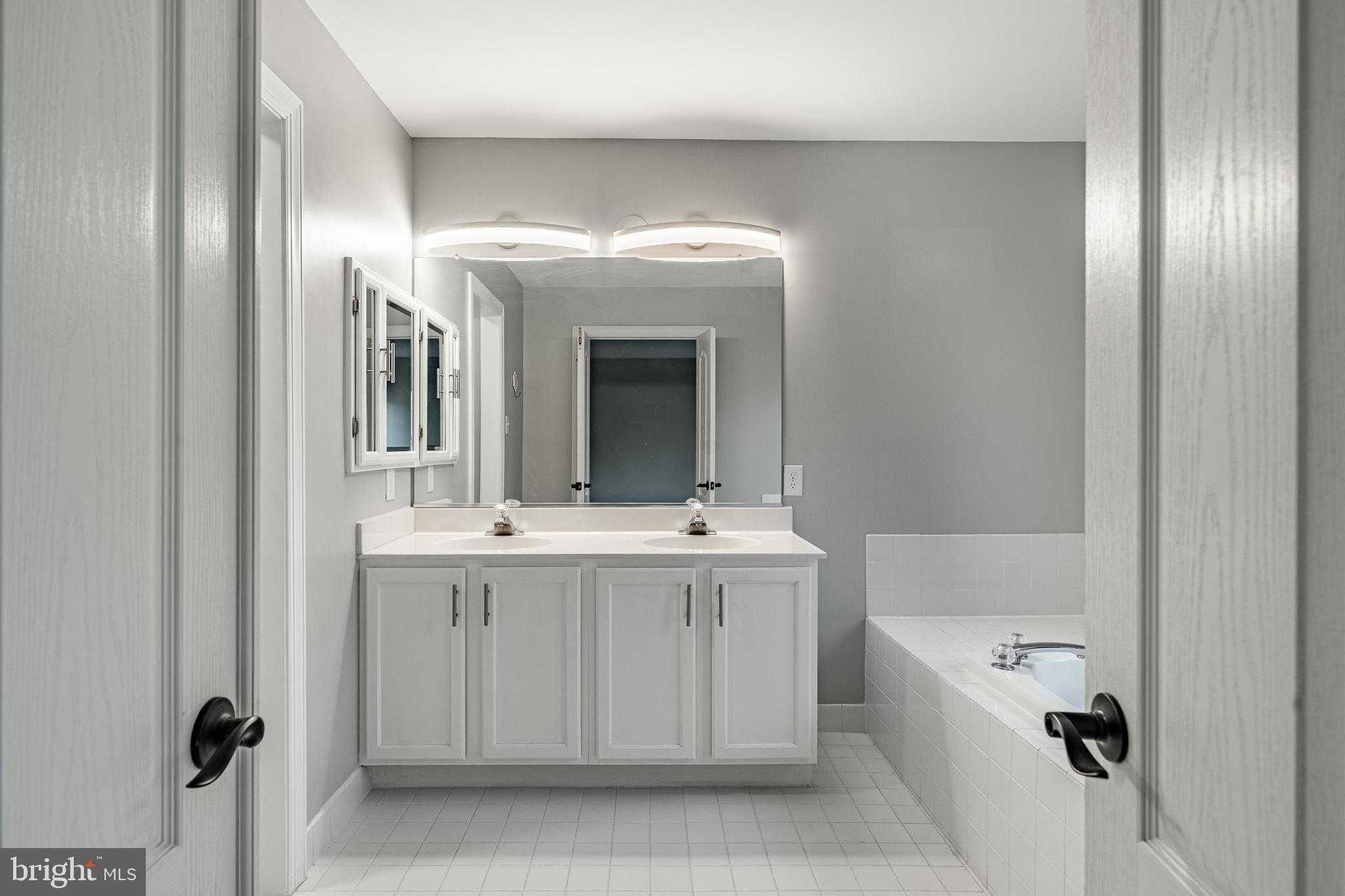 112 Federal Walk photo 24