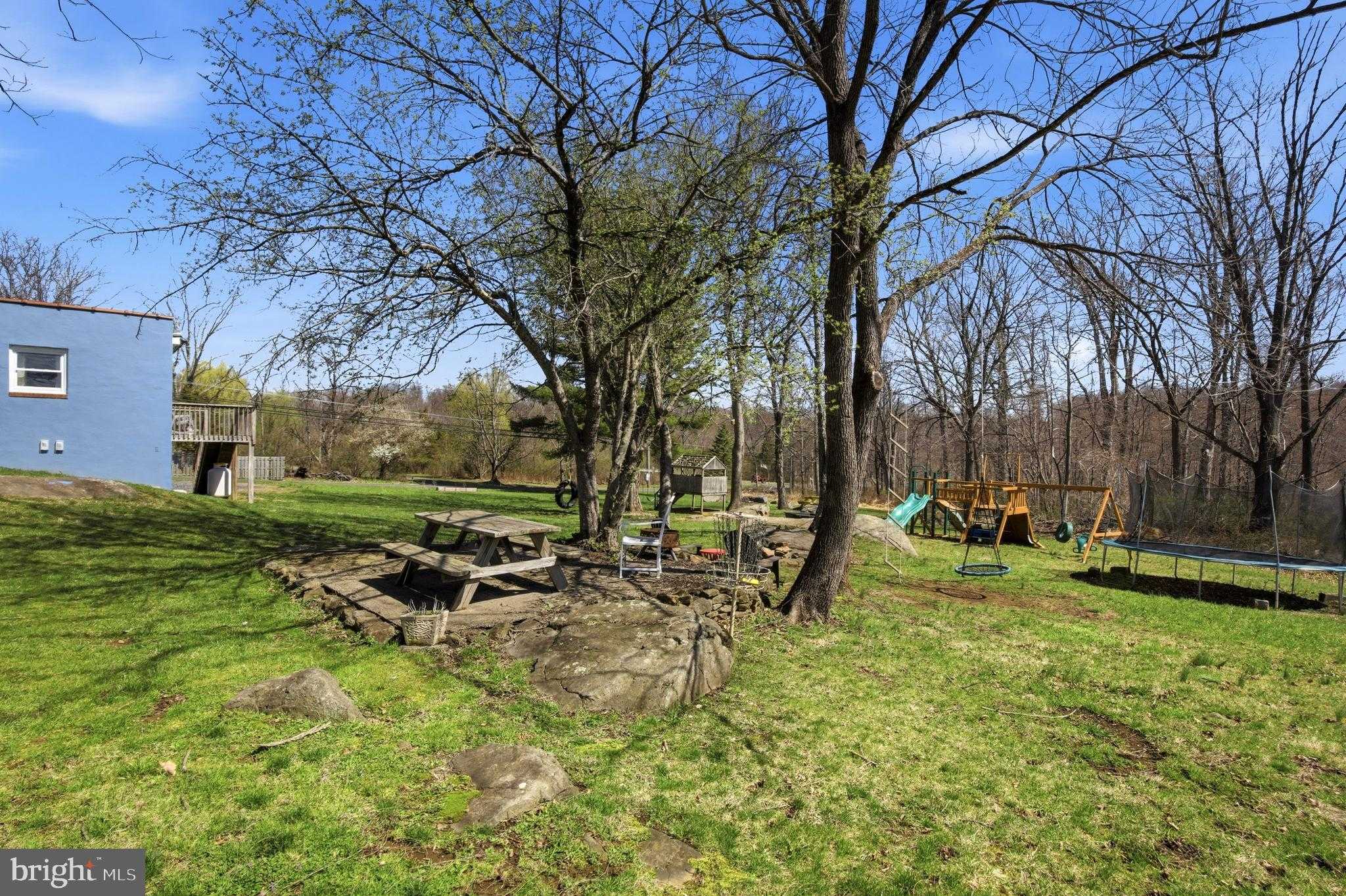 496 Covered Bridge Rd photo 29