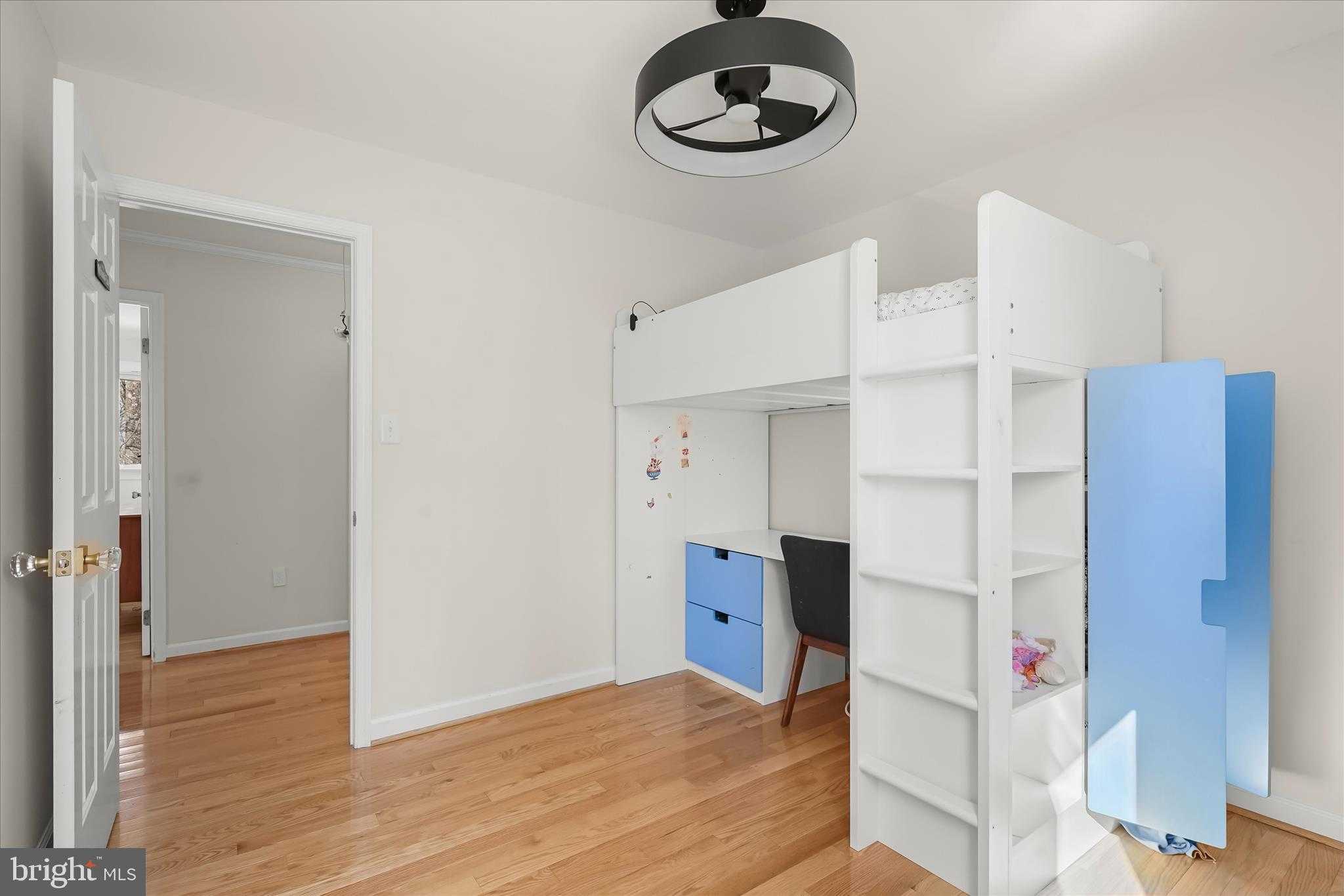 320 Barker Ln photo 32