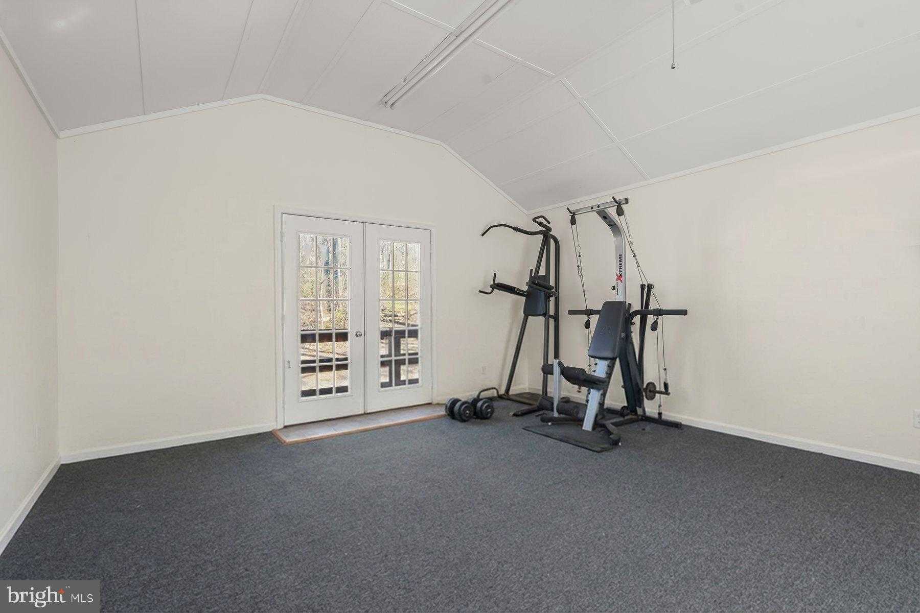 320 Barker Ln photo 39