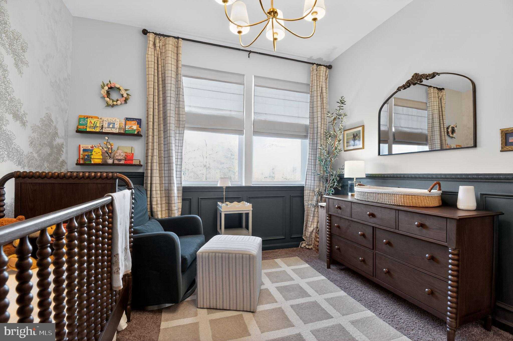 322 Bright Light CT photo 31