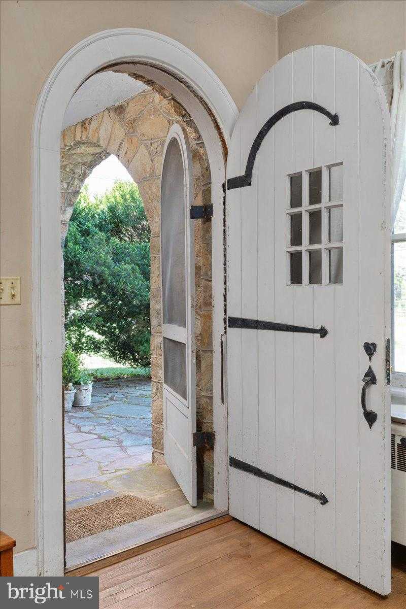 540 Mount Salem Ave photo 13