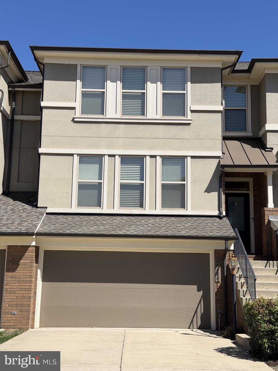 23400 Evening Primrose Sq photo 2