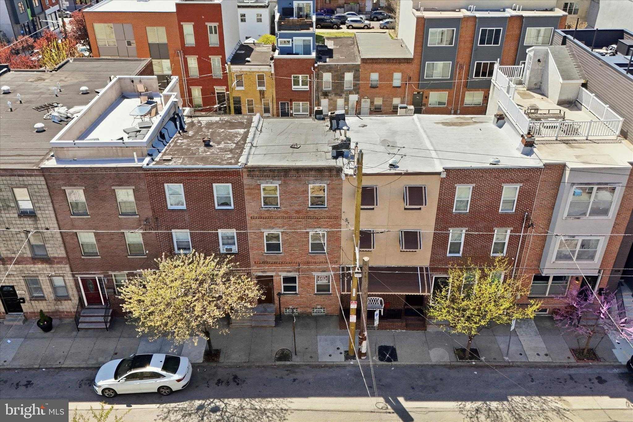 2010 Ellsworth St photo 18