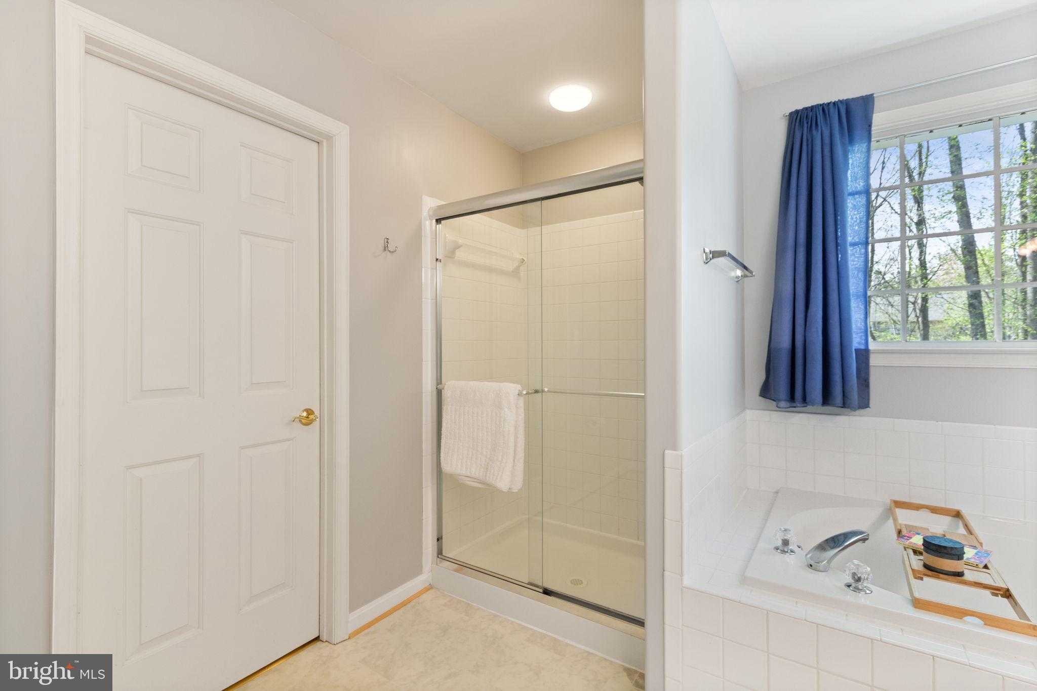 6712 Castleton Dr photo 34