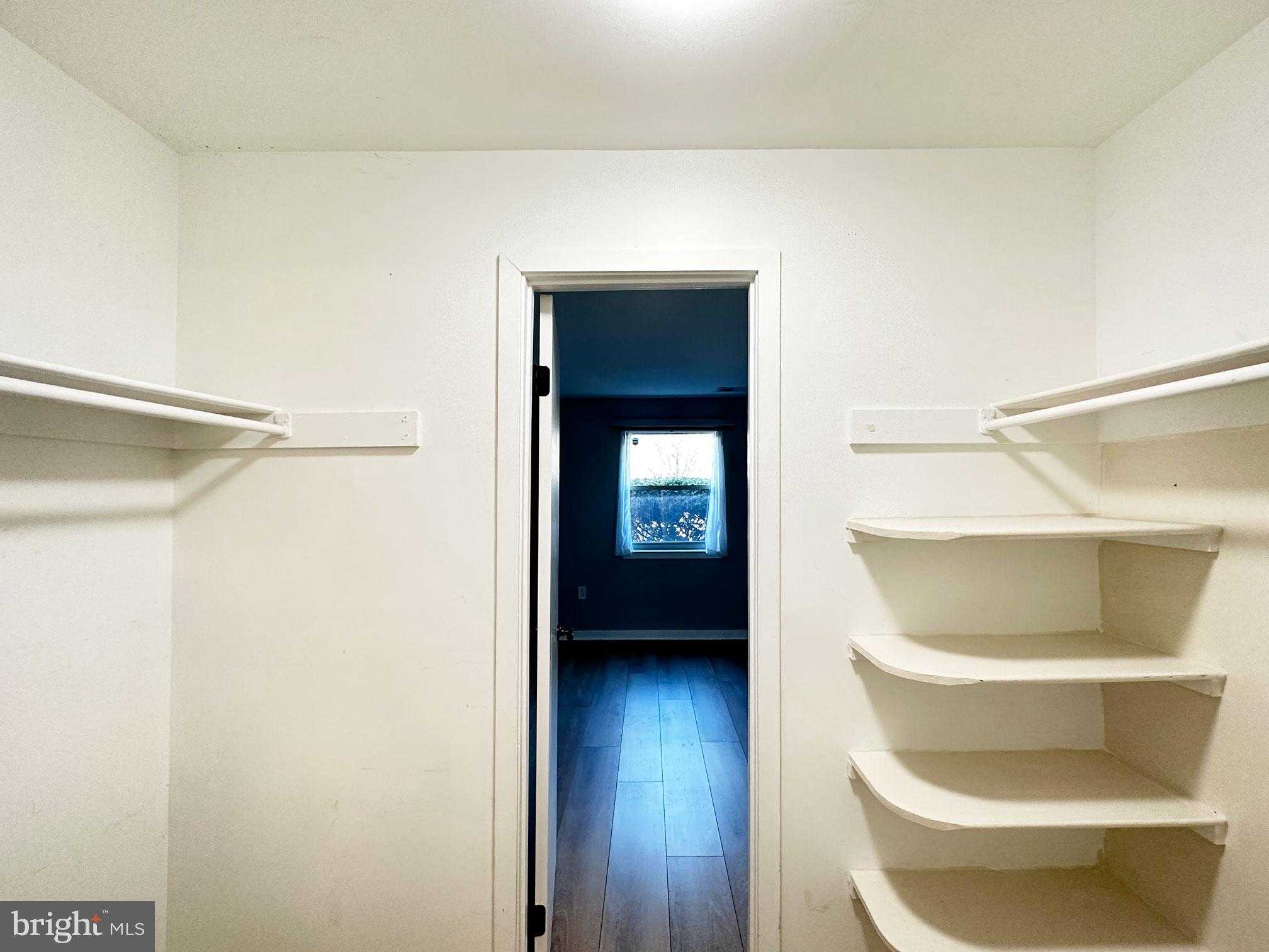 138 W Barre St photo 26