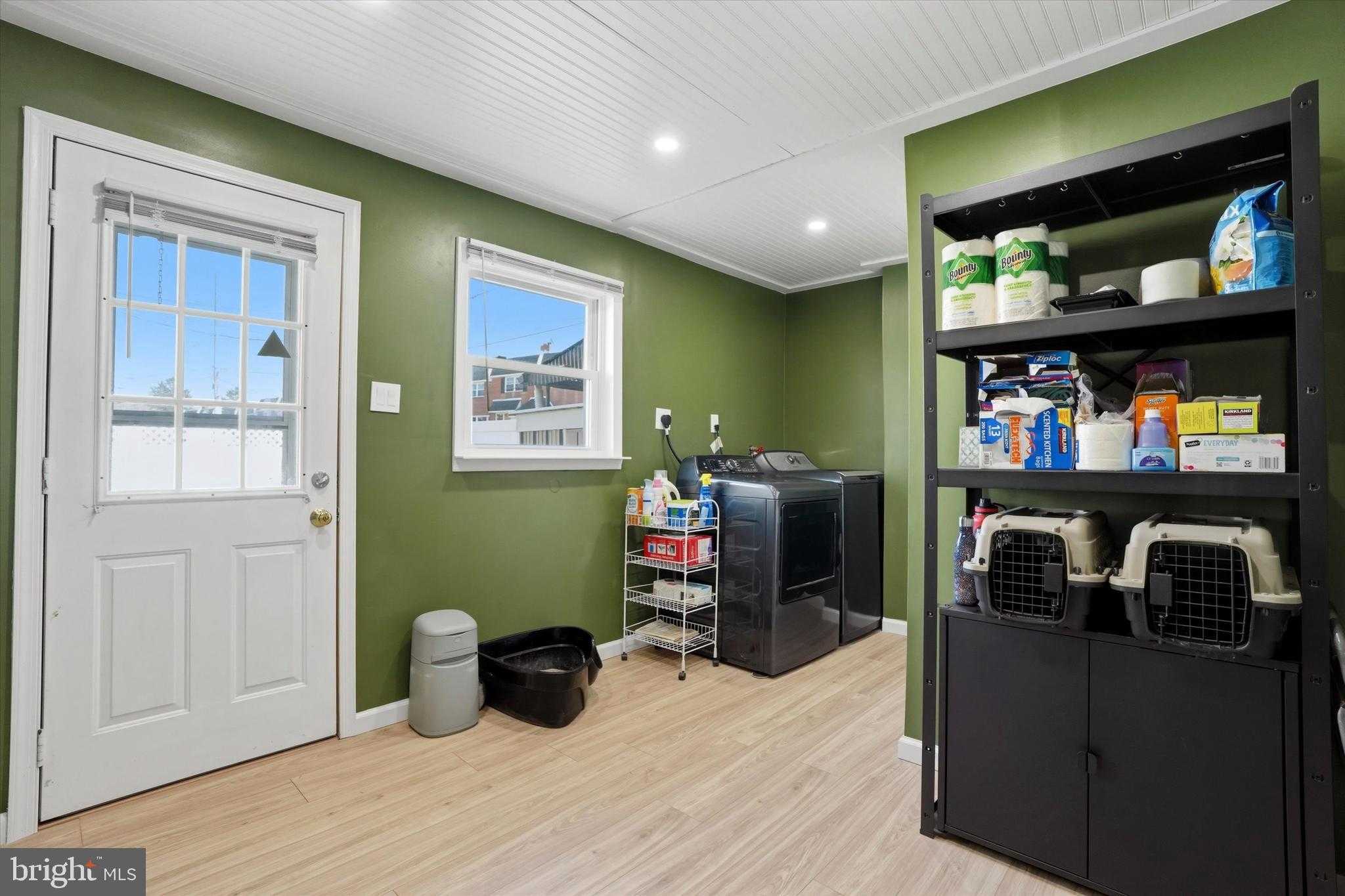 425 Righter St photo 13