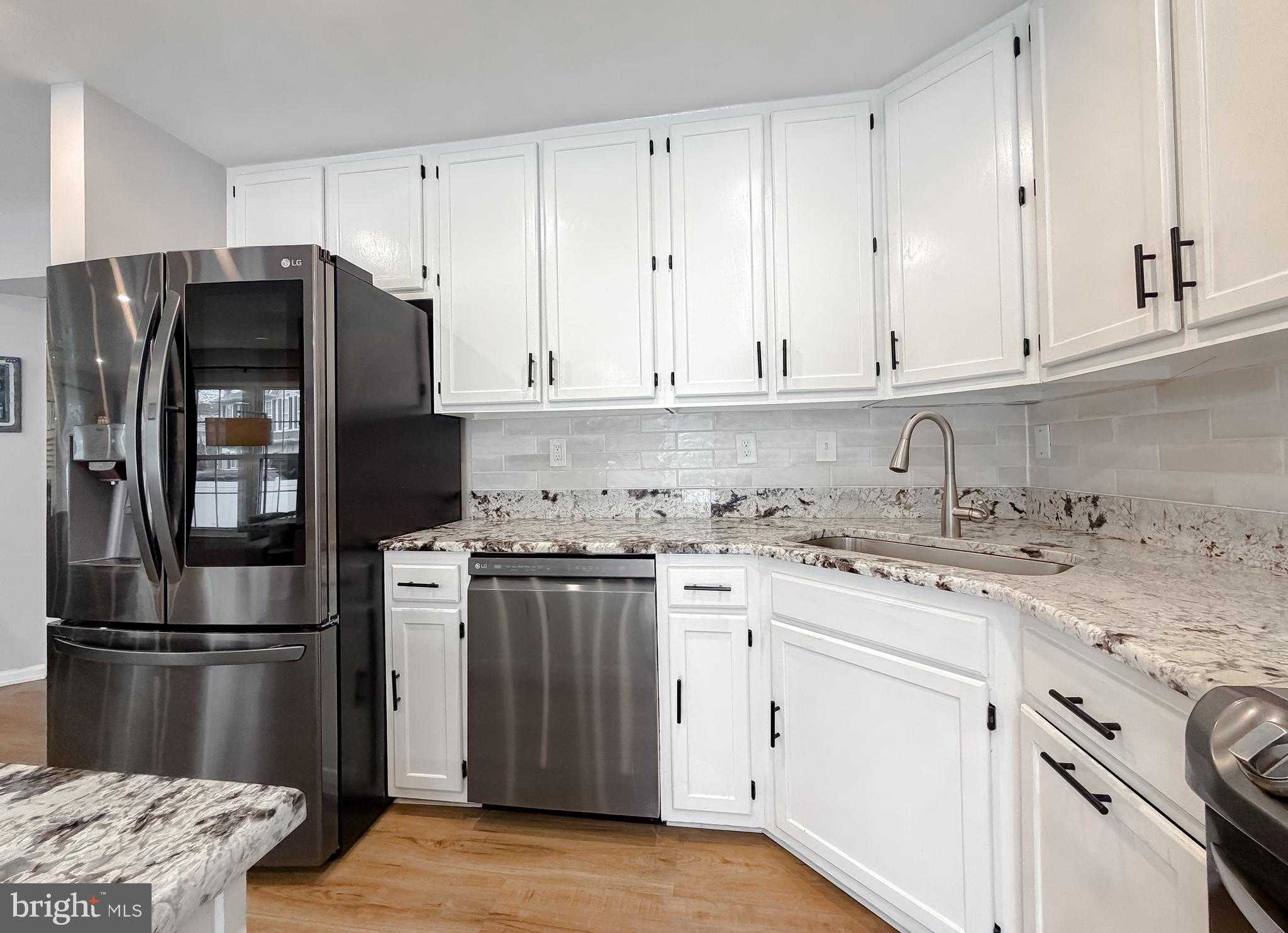 2637 Richfield Ln photo 5