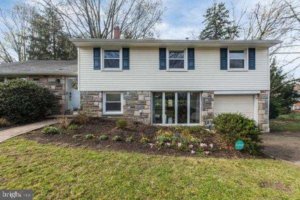 634 Linton Rd, Huntingdon Valley