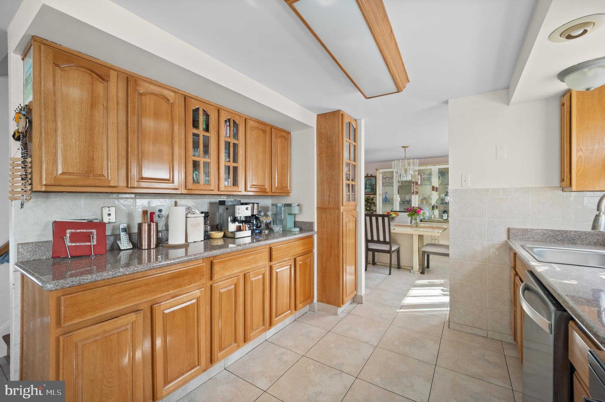 1966 King Arthur Rd photo 9