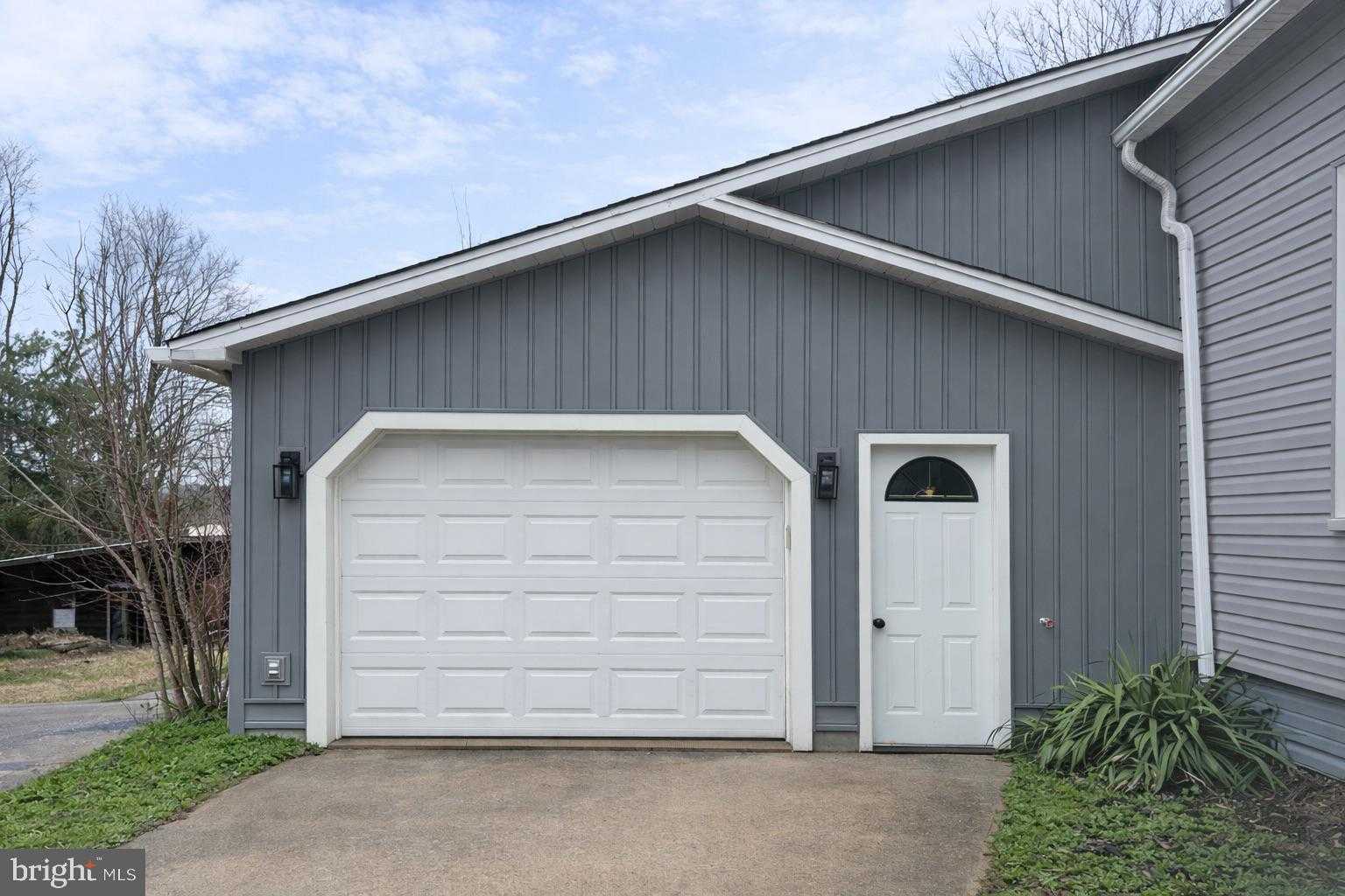 439 Bayard St photo 20